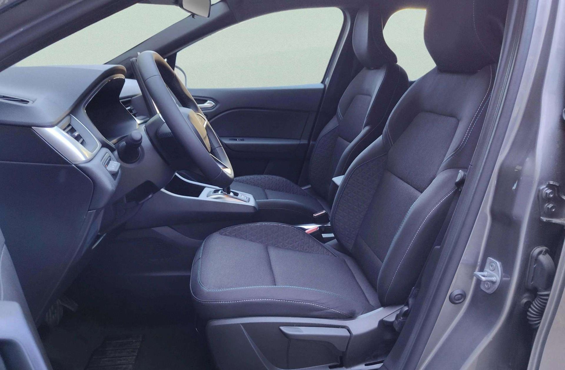 Renault Captur Evolution E-Tech full hybrid - foto 13