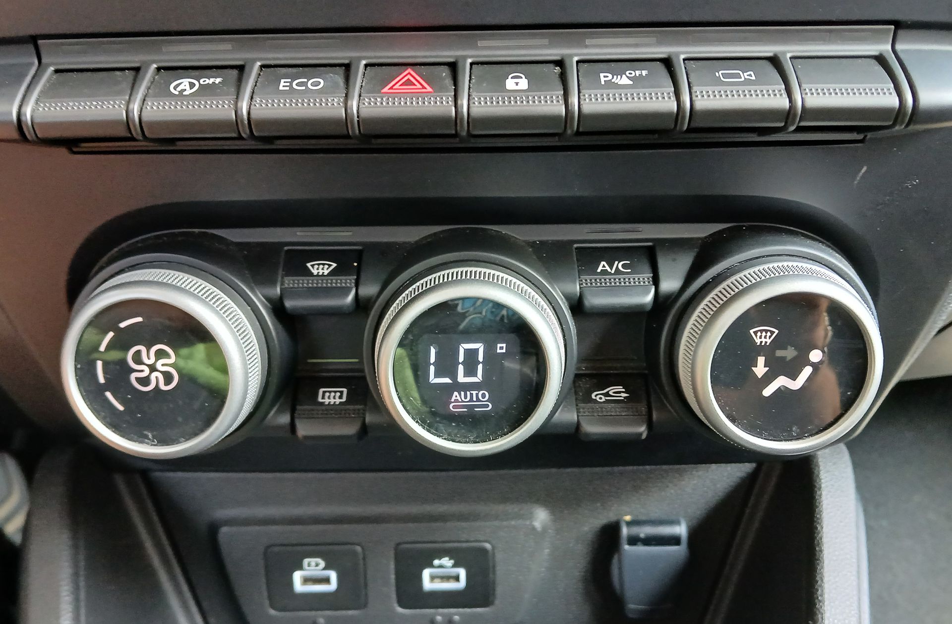 Dacia Duster Journey Go TCe EDC - foto 30