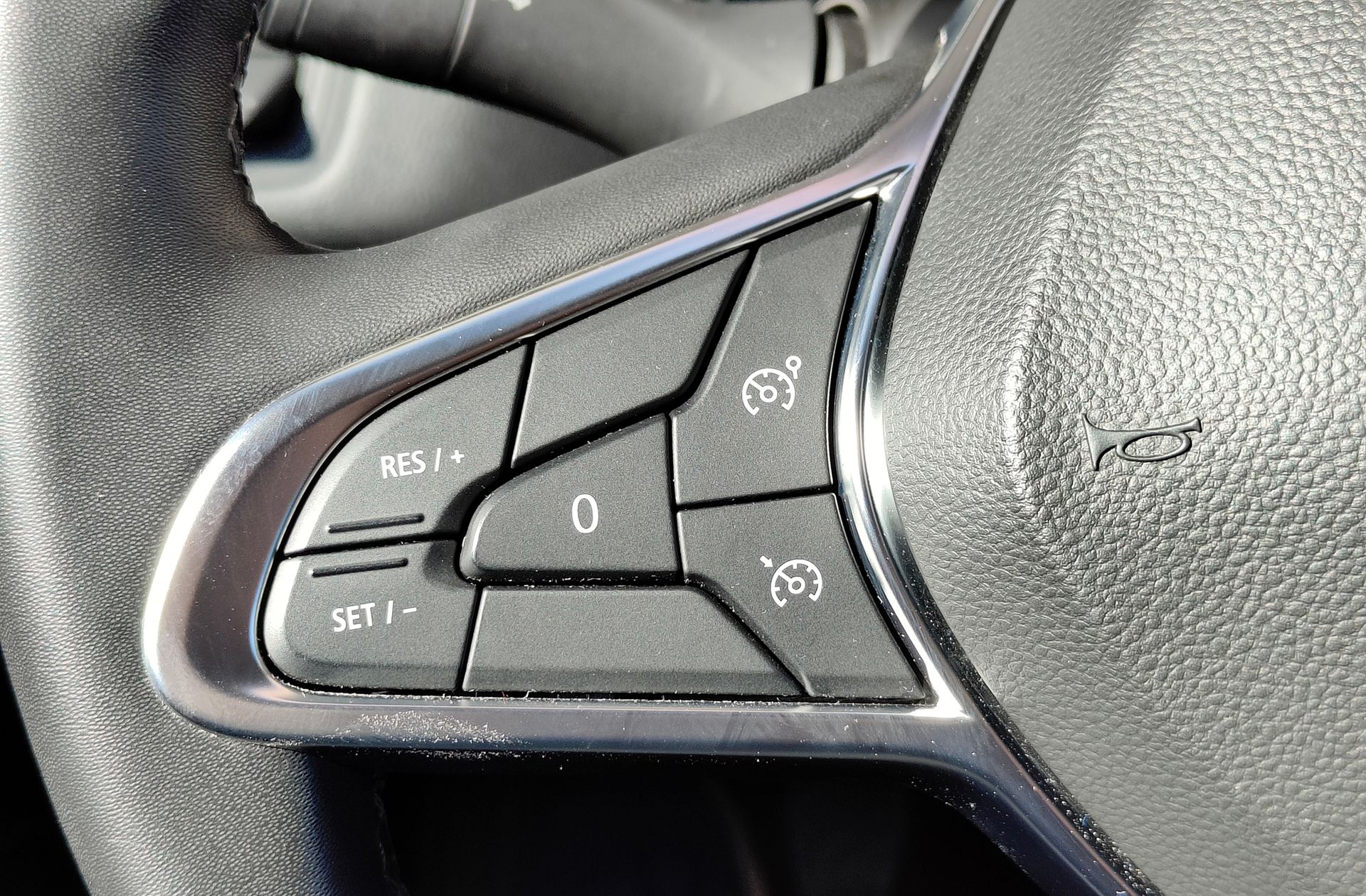 Renault Captur Techno TCe GPF - foto 28
