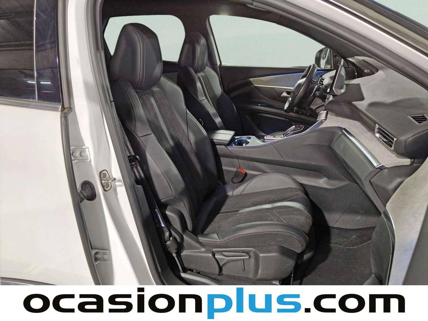 Foto Peugeot 3008 Peugeot 3008 BlueHDi 130 S&S GT EAT8 (130 CV)