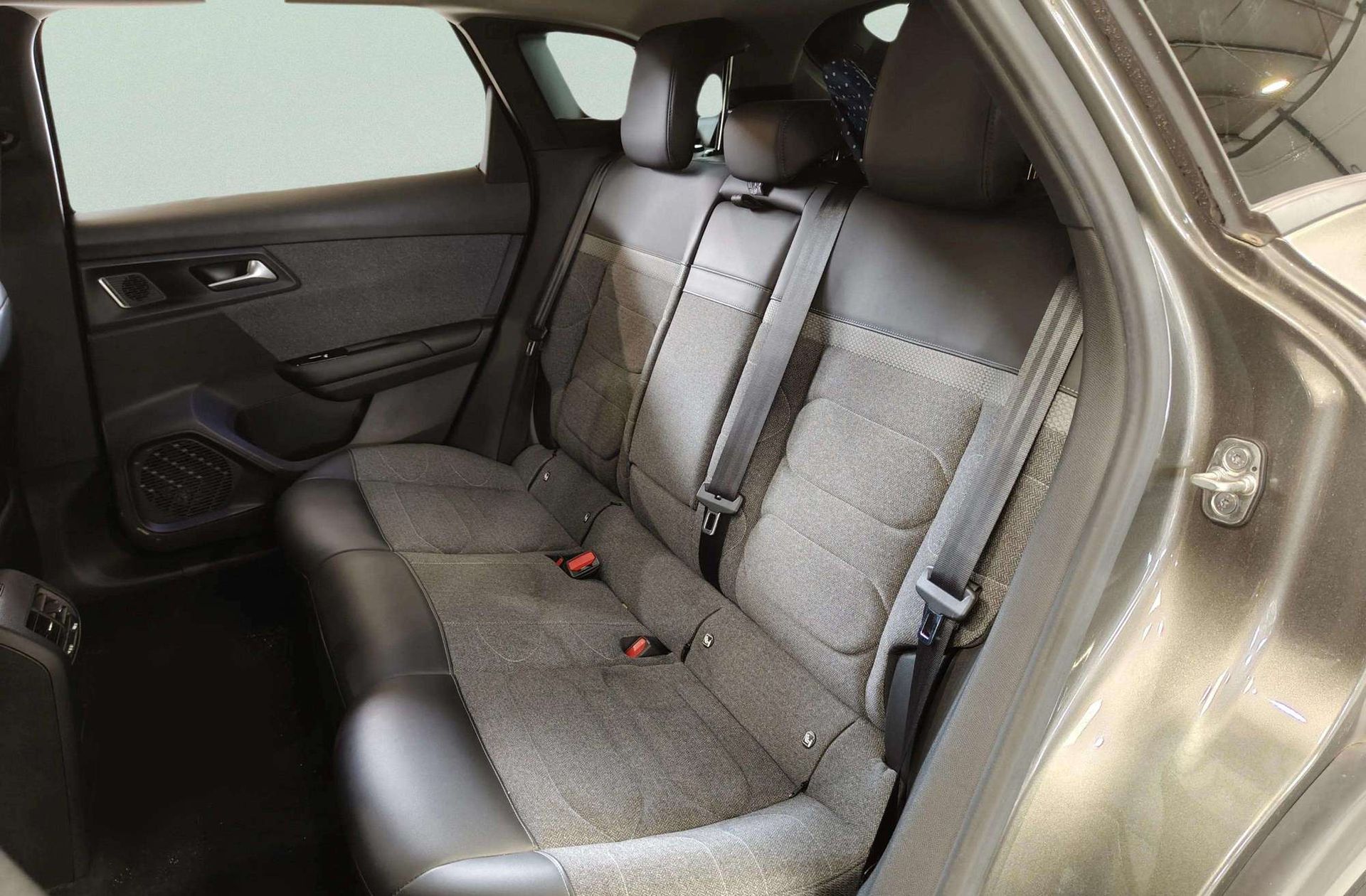 Citroën C5 X PureTech 130 Feel Pack EAT8 - foto 12