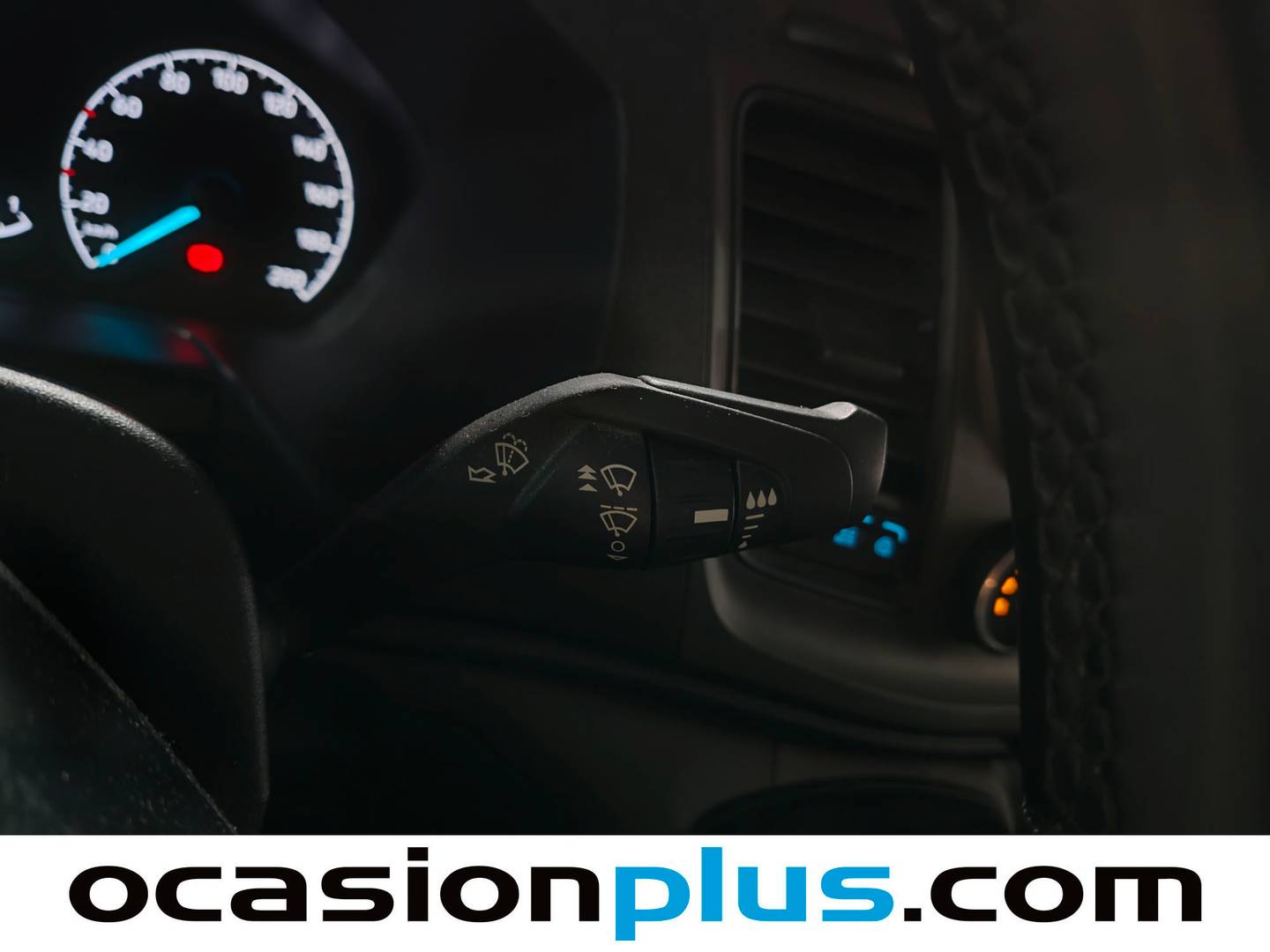 Foto Ford Transit Custom Ford Transit Custom Kombi 2.0 TDCI 320 L1 Trend (130 CV)