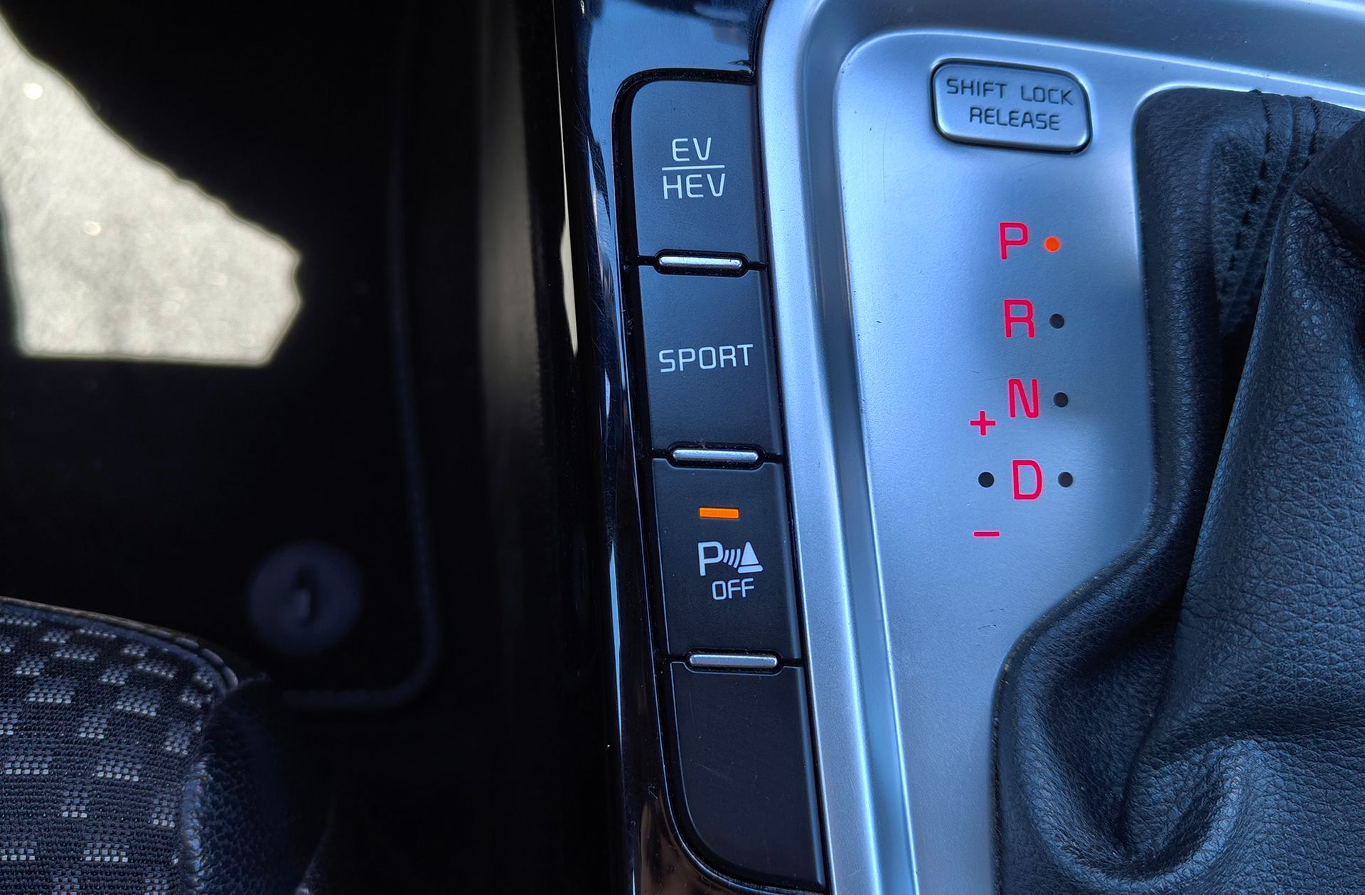Kia Ceed 1.6 GDi PHEV E-Tech - foto 10