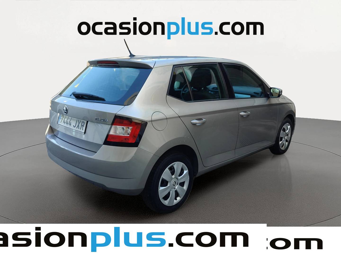 Foto trasera Skoda Fabia Skoda Fabia 1.0 MPI Business (75 CV) derecha