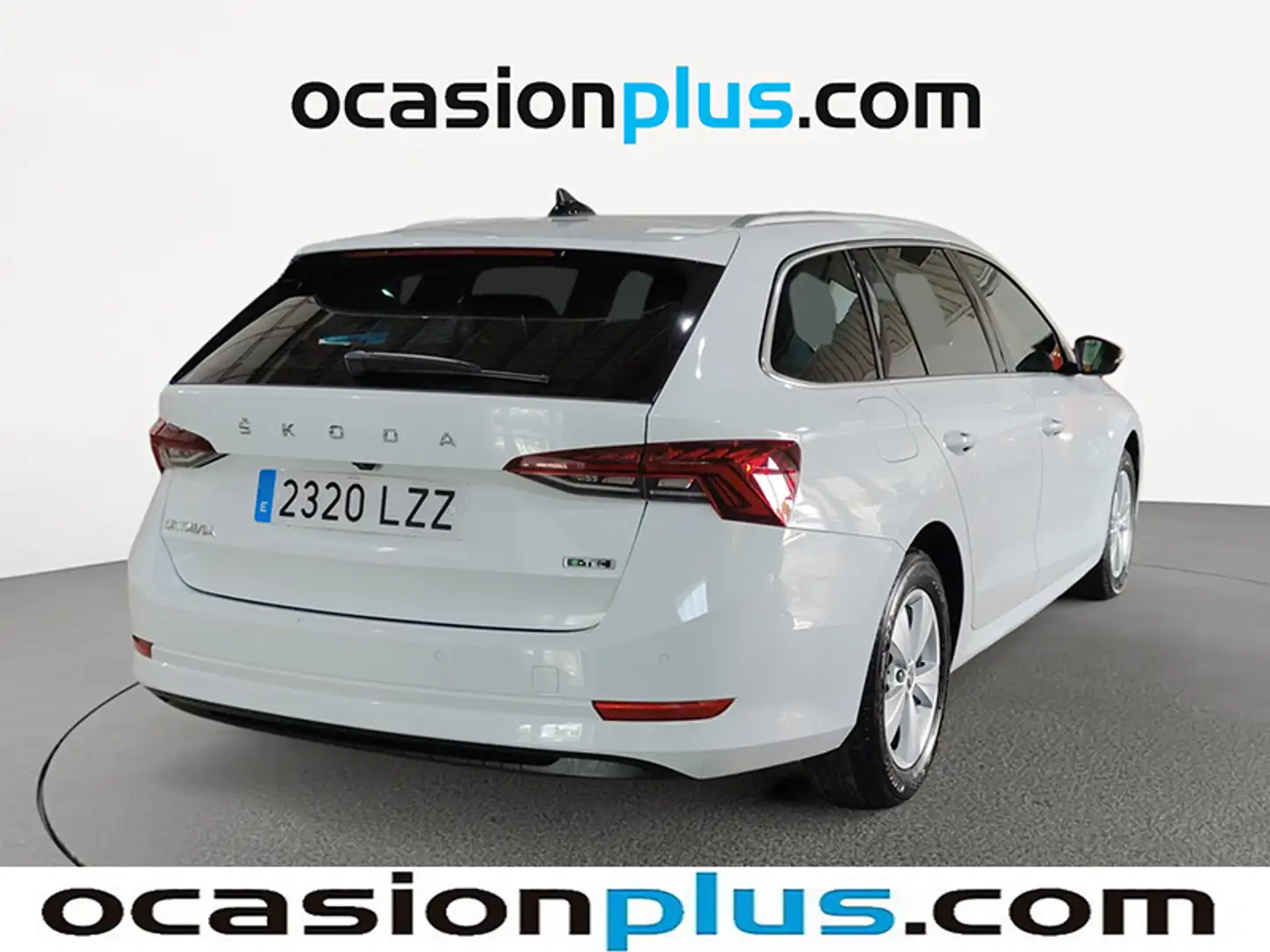 Foto Skoda Octavia Skoda Octavia Combi 1.0 TSI mHEV Ambition DSG (110 CV)