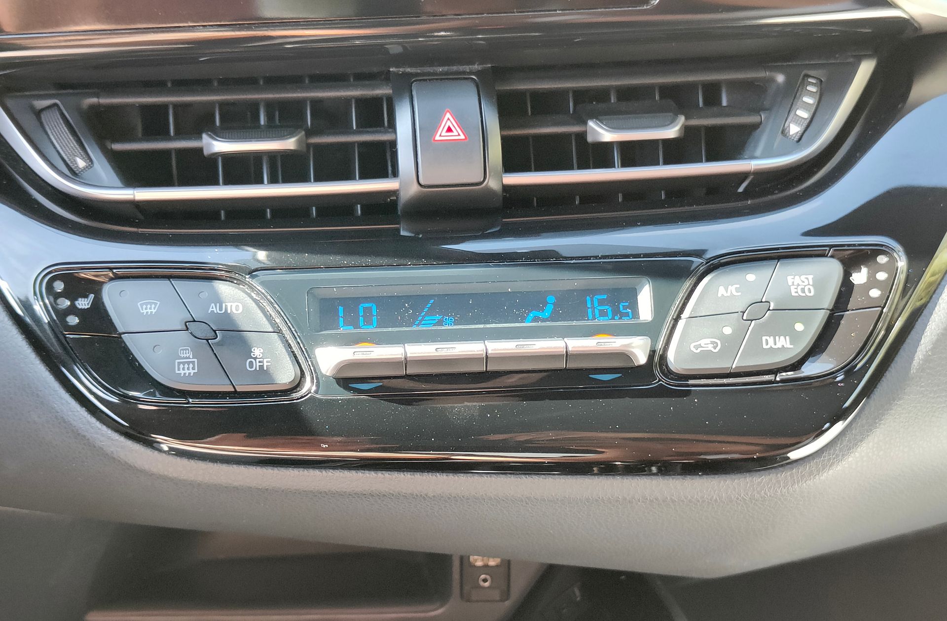 Toyota C-HR 180H Advance Luxury - foto 33