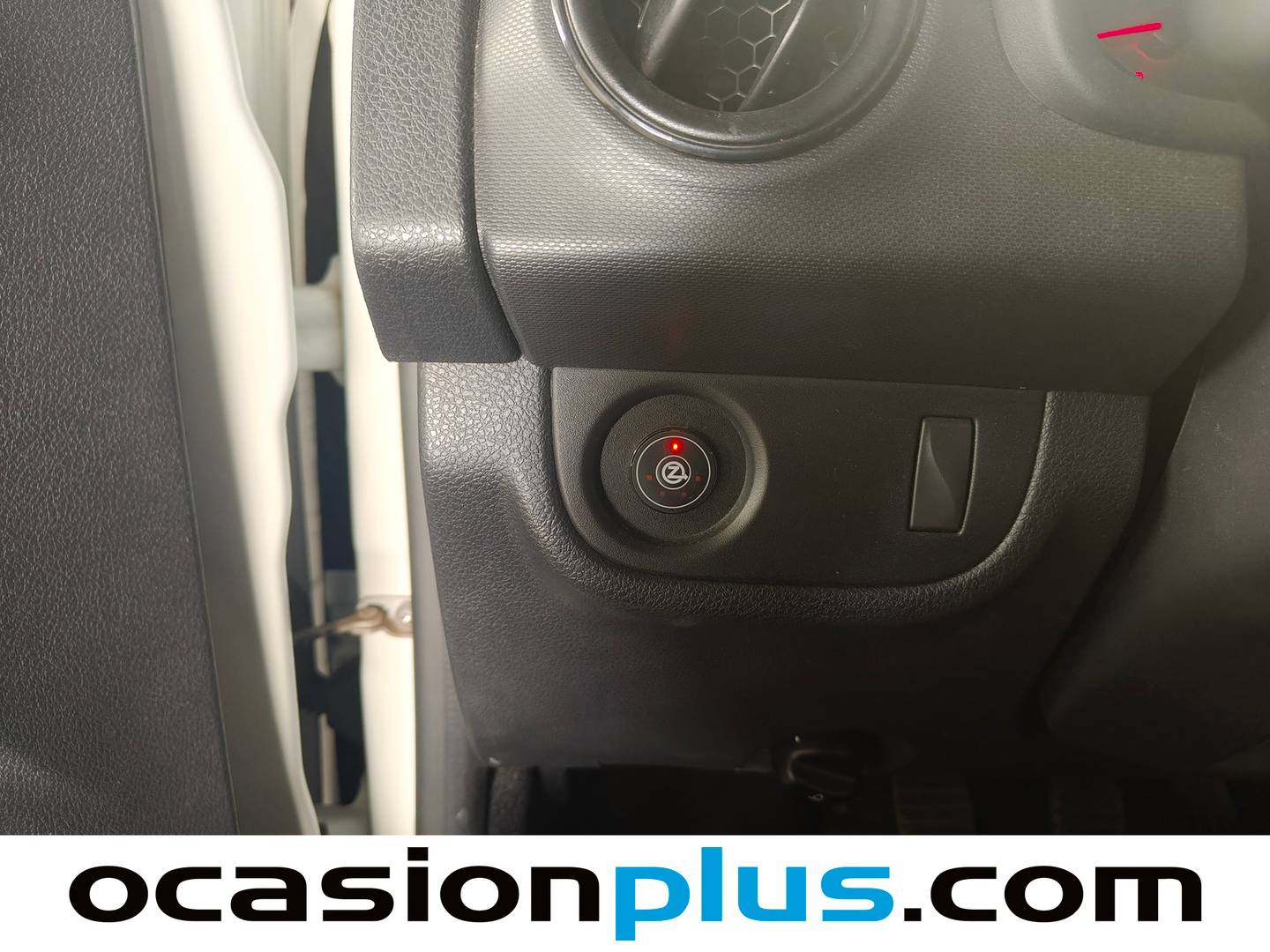 Dacia Logan Dacia Logan M CV Laureate TCE (90 CV) GLP de segunda mano