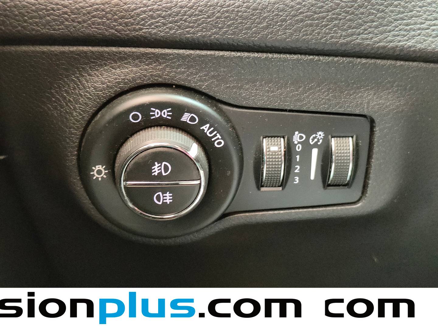 Acabados Jeep Compass Jeep Compass 1.4 Multiair Longitude 4x2 (140 CV)