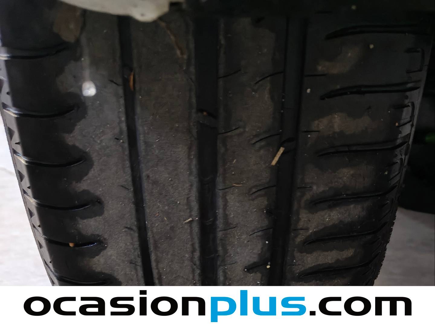 Peugeot 208 Peugeot 208 PureTech Signature (82 CV) gasolina