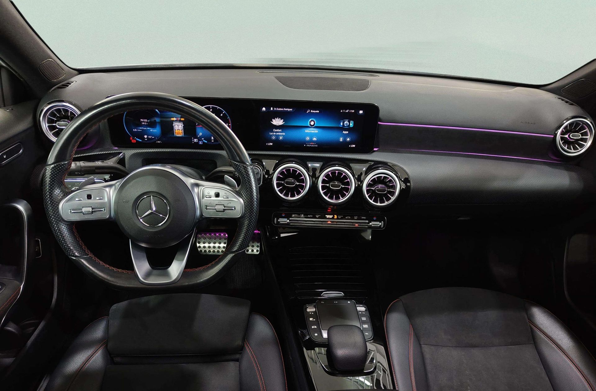 Mercedes-Benz Clase A 200 d Sedán Pack AMG - foto 6