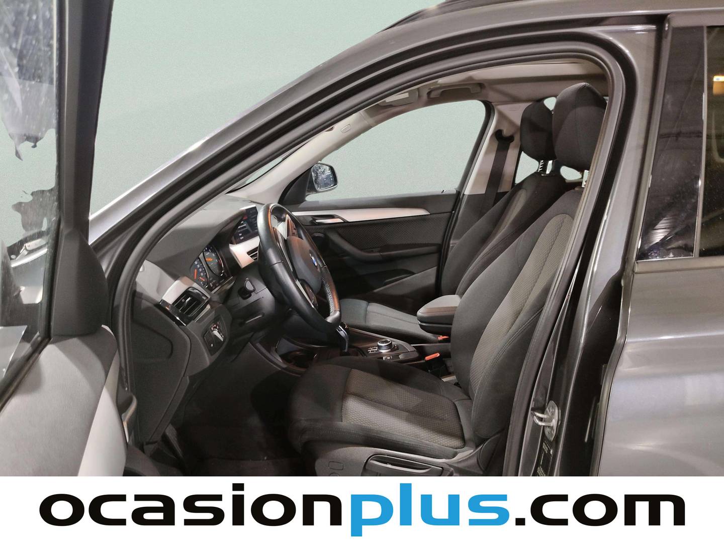 Foto asientos delanteros BMW X1 BMW X1 sDrive18i (136 CV)