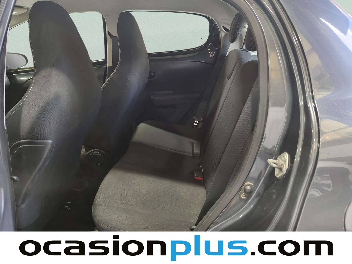 Foto asientos traseros Peugeot 108 Peugeot 108 VTi Active (72 CV)