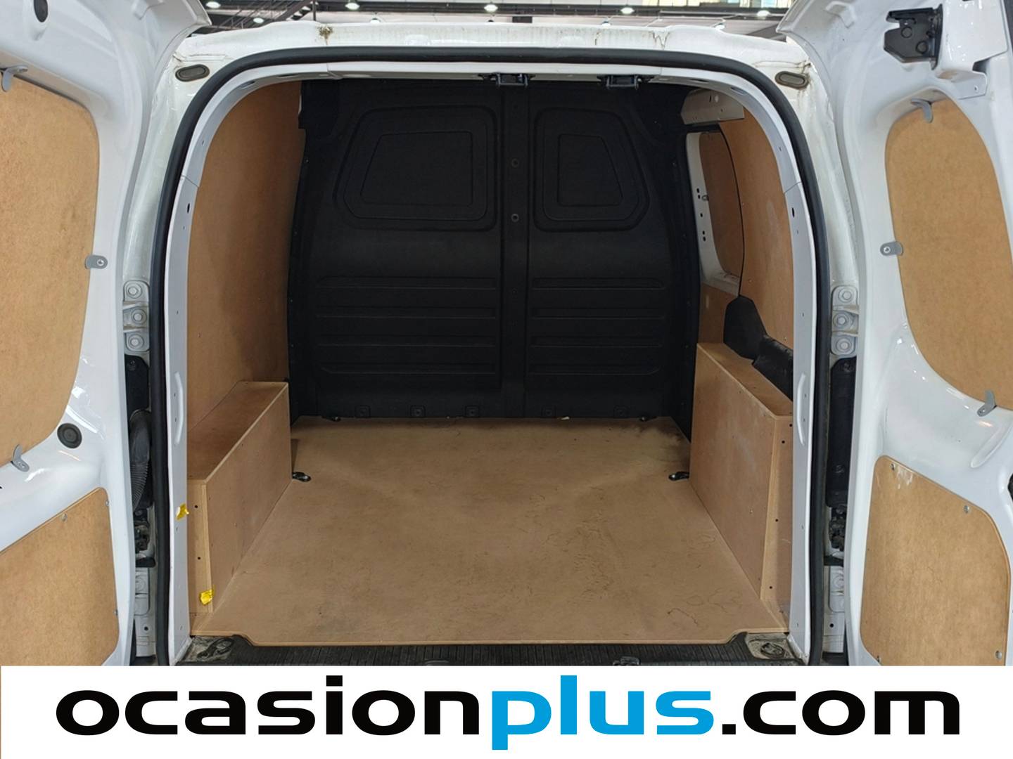 Foto asientos delanteros Nissan Townstar Nissan Townstar 1.3G L1 Profesional  (130 CV)