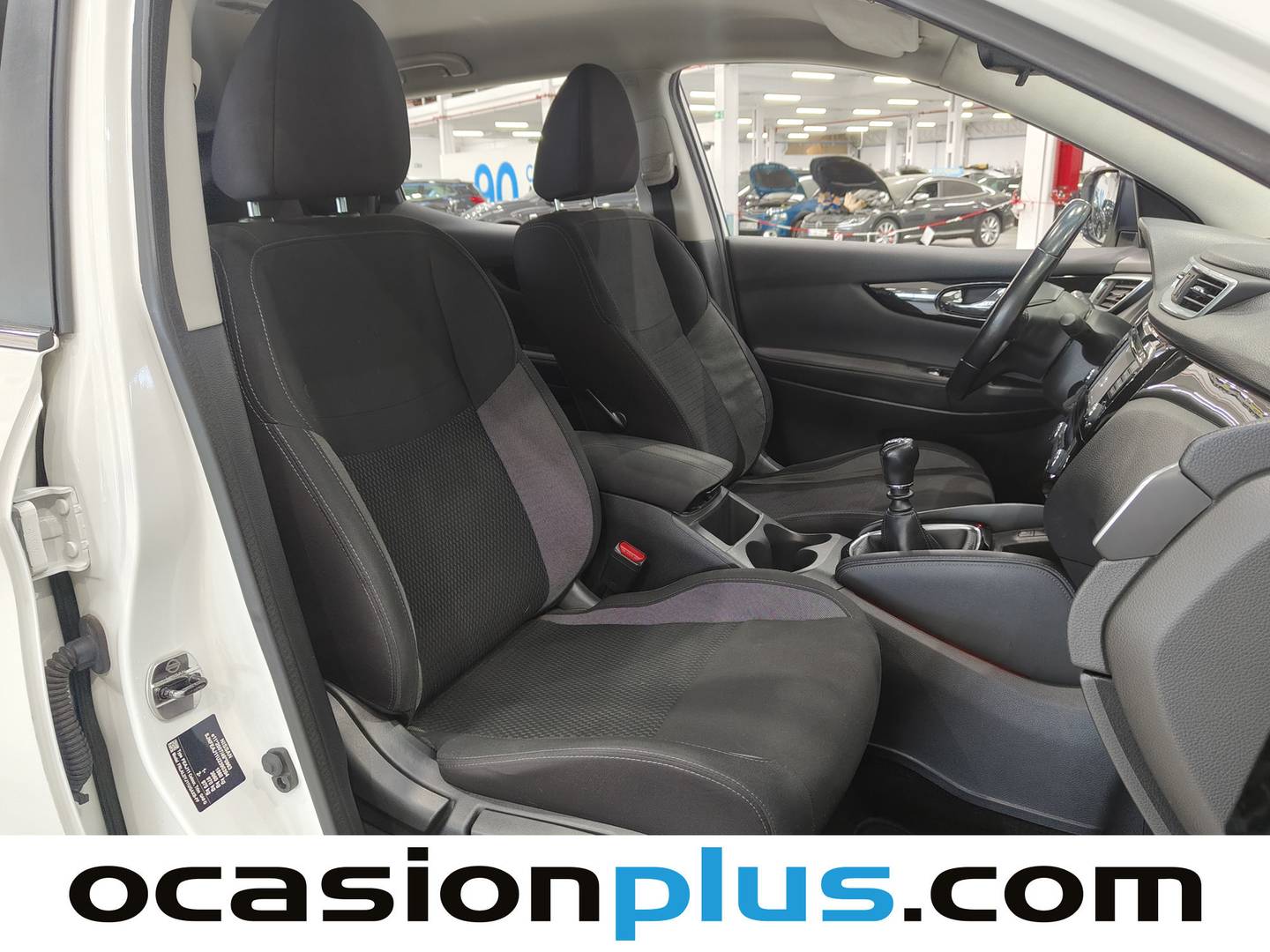 Foto Nissan QASHQAI Nissan Qashqai DIG-T 115 N-Connecta 4x2 (115 CV)