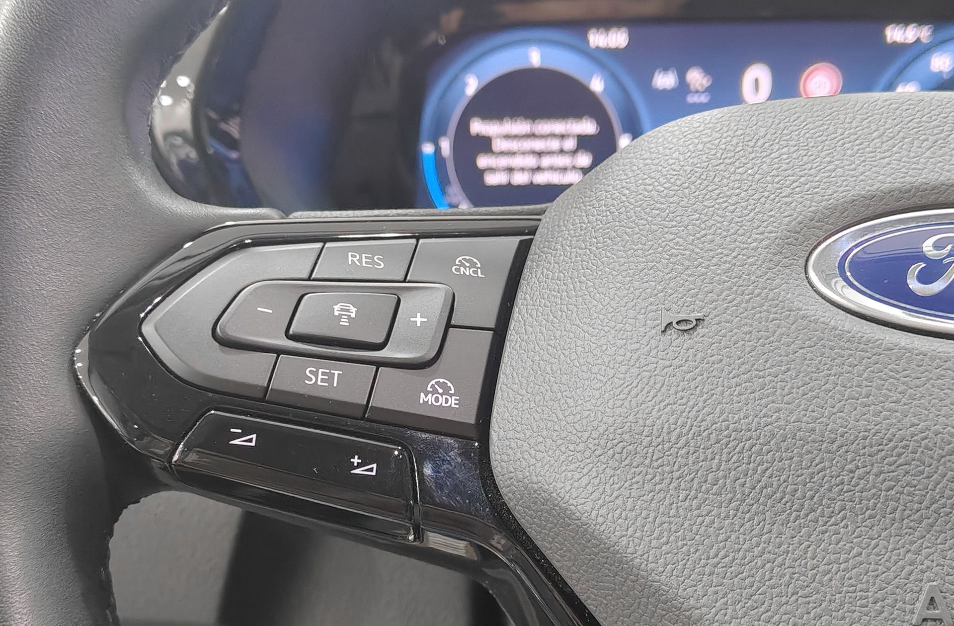Ford Tourneo Connect 2.0 EcoBlue Titanium 7 plazas - foto 28