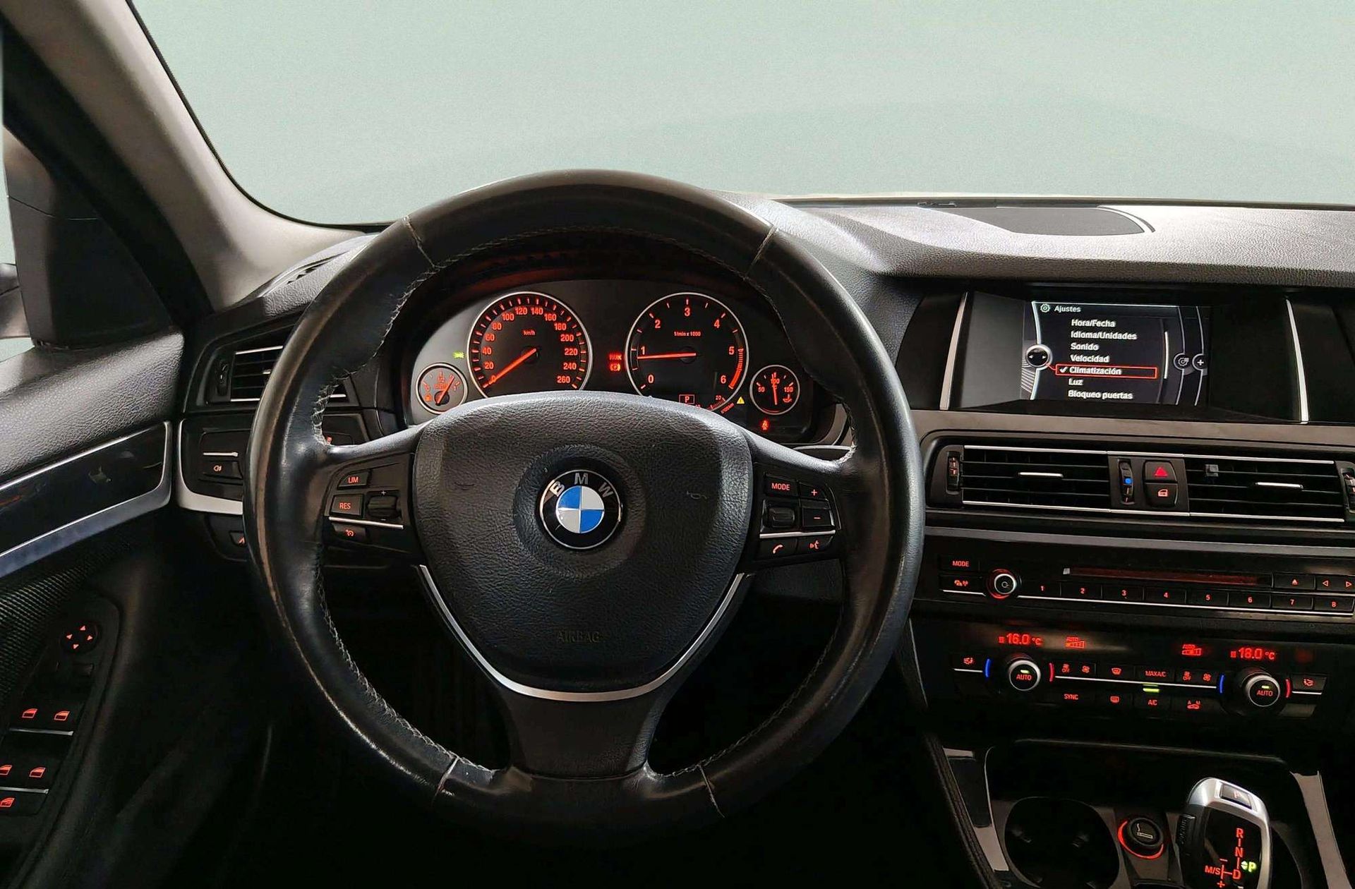 BMW Serie 5 520d Touring - foto 28