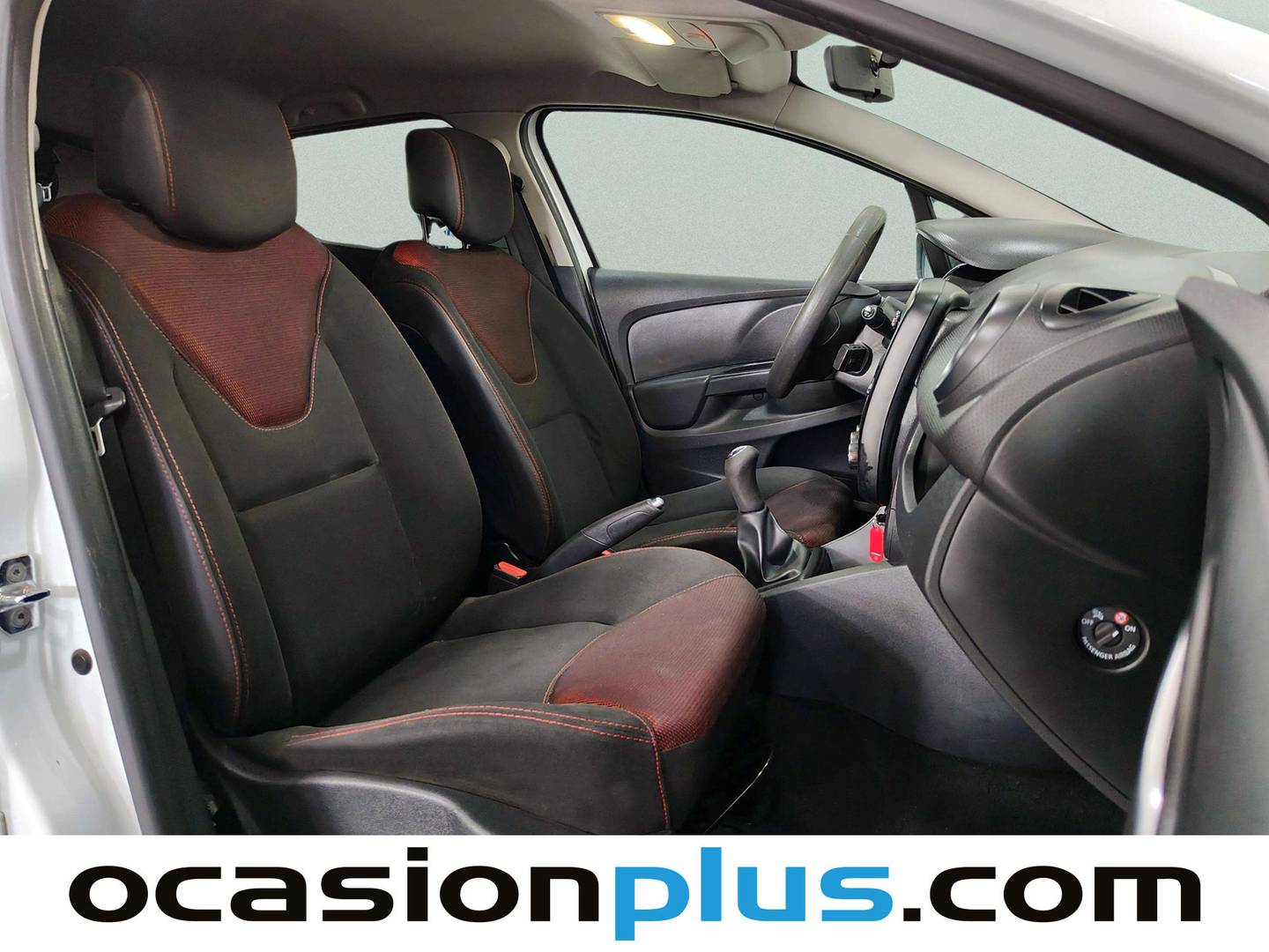 Renault Clio Renault Clio 1.2 16v Authentique (75 CV) km 0