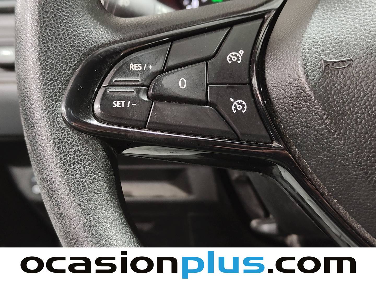 Paquetes del Renault Clio Renault Clio Business TCe (100 CV) GLP