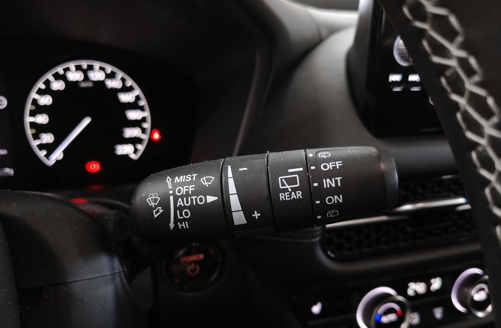 Honda ZR-V 2.0 i-MMD Sport CVT - foto 33
