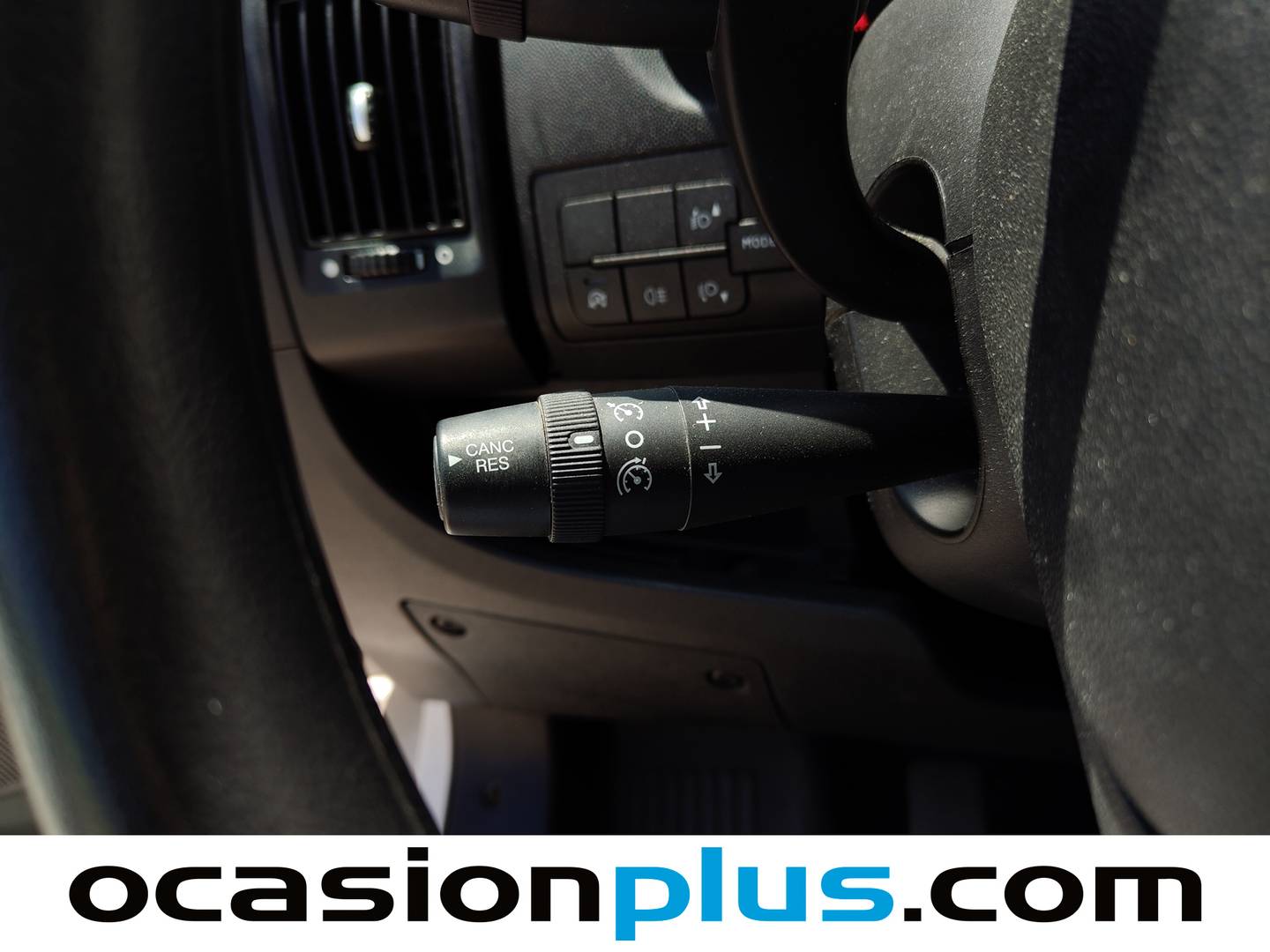 Extras y acabados del Opel Movano Opel Movano Furgon 2.2 BlueHDi Base L3H2 3.5T (140 CV)