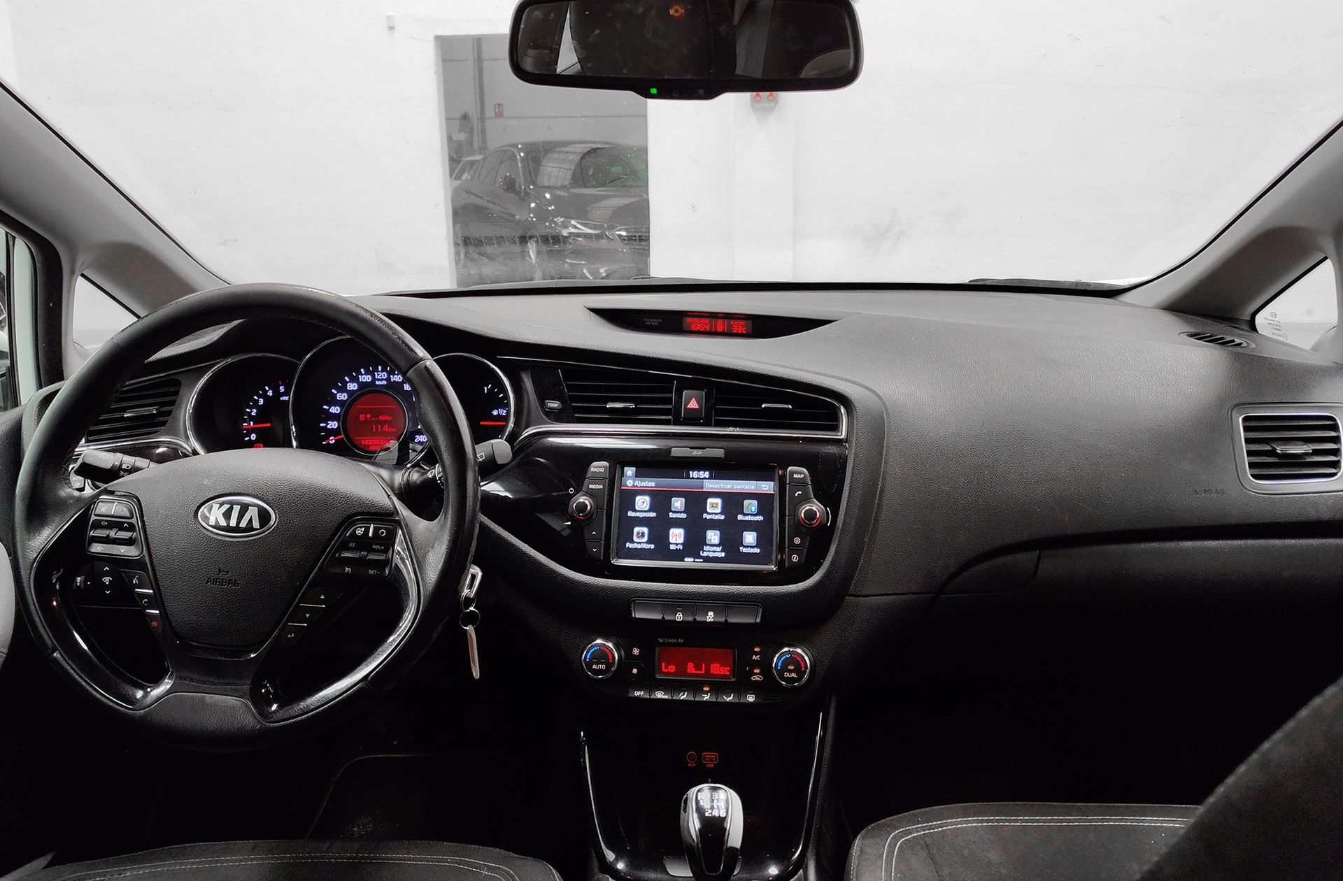 Kia Ceed 1.6 CRDi VGT x-Tech17 - foto 9