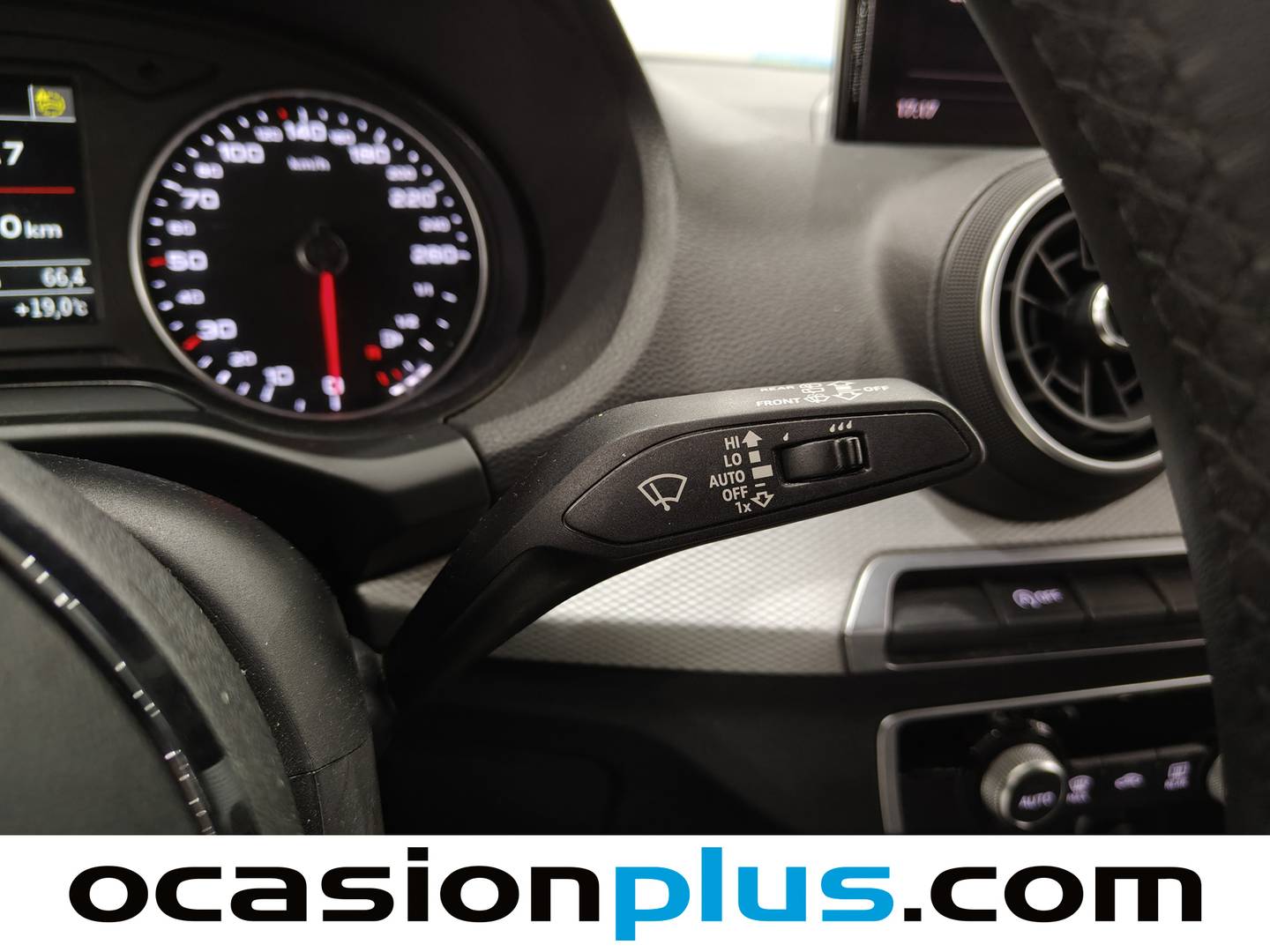 Foto Audi Q2 Audi Q2 Advanced 30 TDI (116 CV)