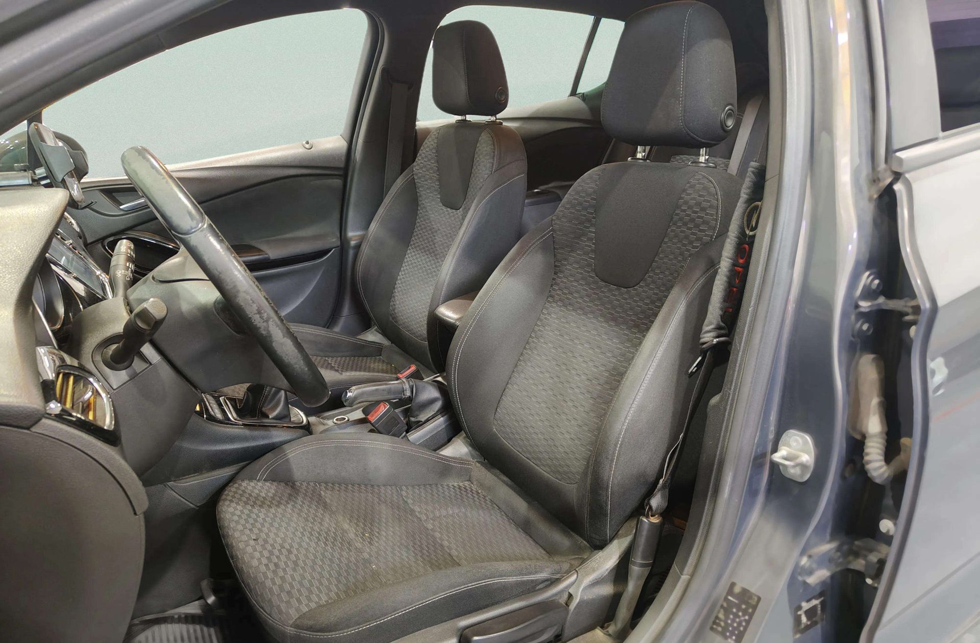 Opel Astra 1.4 Turbo Dynamic - foto 9