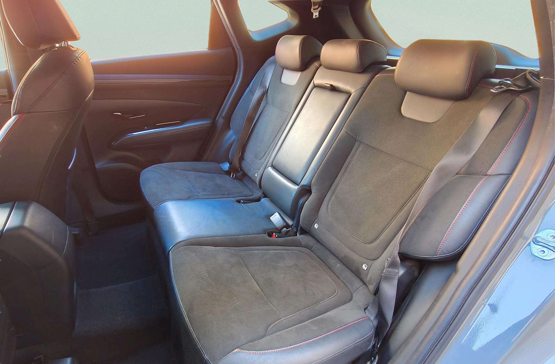 Hyundai Tucson 1.6 T-GDi N-Line 30 Aniversario - foto 15