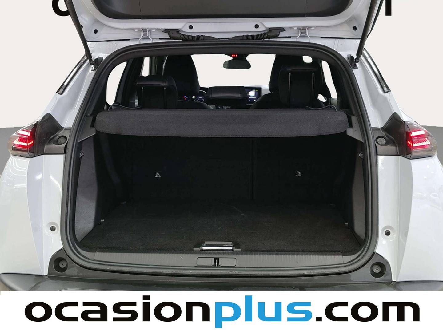 Foto Peugeot 2008 Peugeot 2008 Allure Hybrid eDCS6 (145 CV)