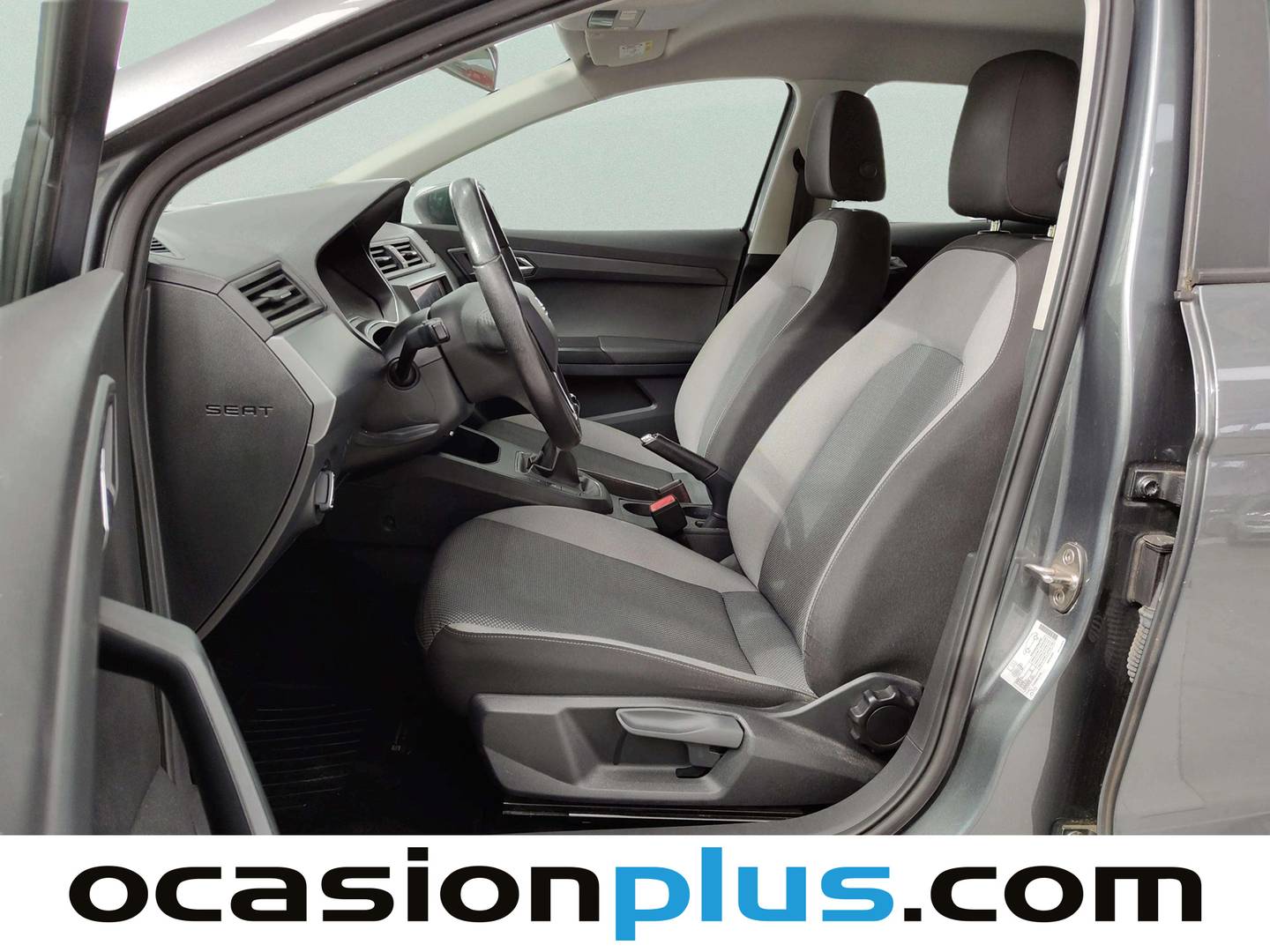 Foto asientos delanteros Seat Ibiza Seat Ibiza 1.0 S&S Style (75 CV)