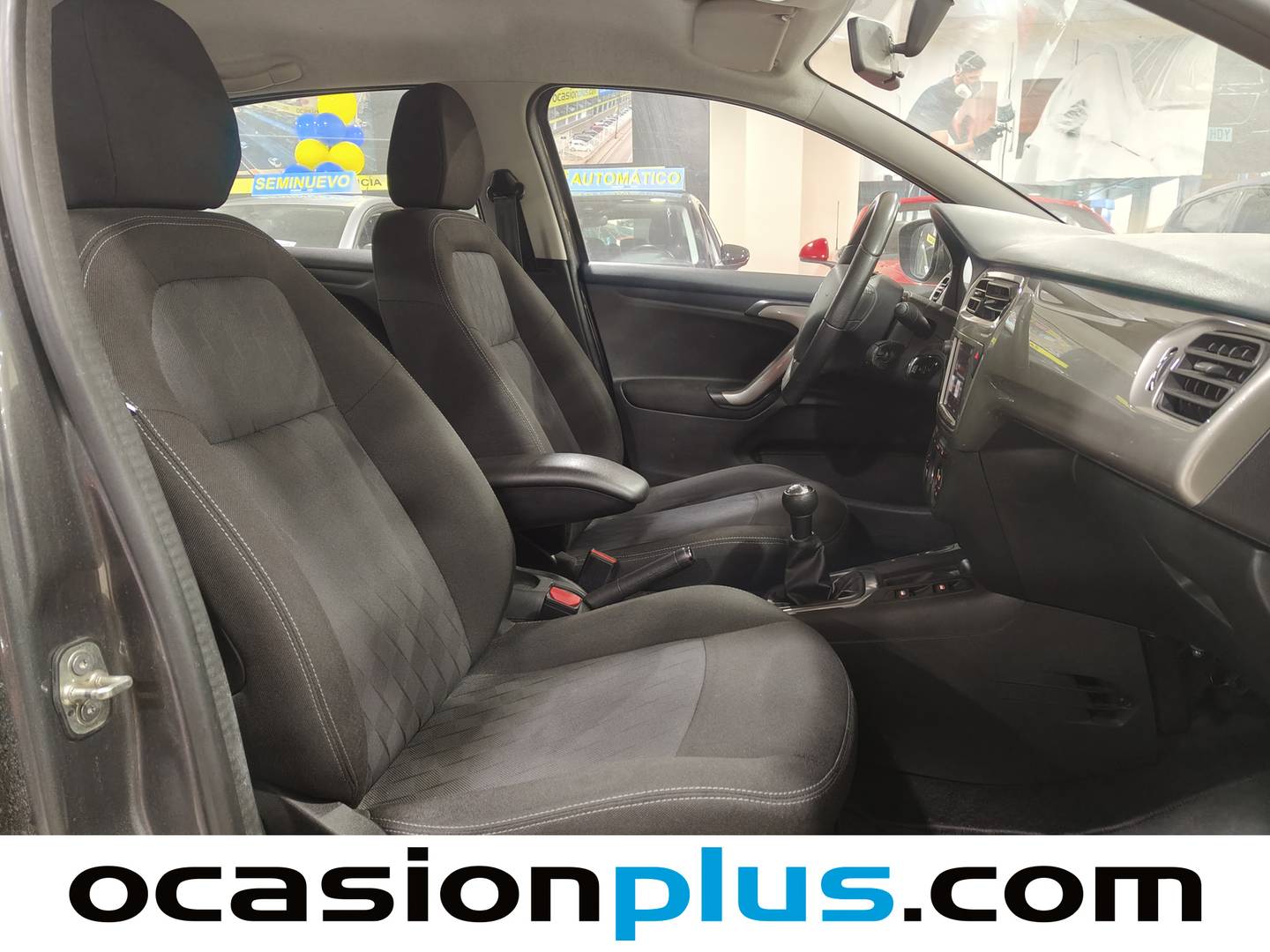 Foto Citroën C-Elysée Citroen C-Elysee PureTech 82 Shine (82 CV)