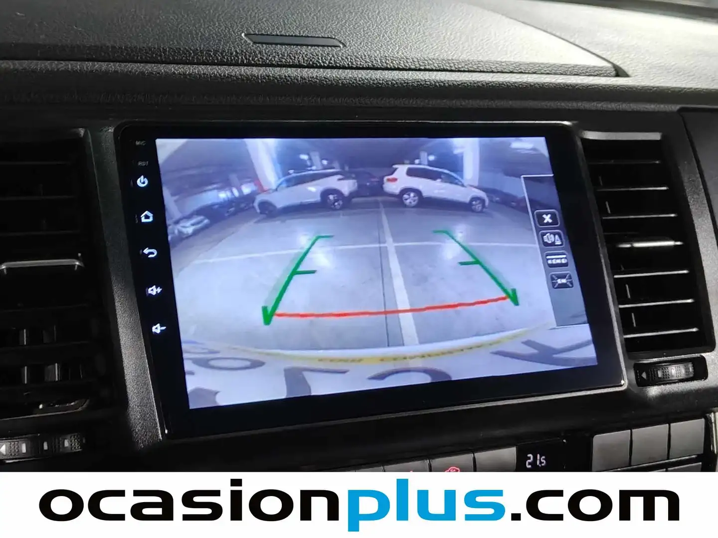 Foto Volkswagen Multivan Volkswagen Multivan Outdoor Corto 2.0 TDI BMT(150 CV) DSG 7 Plazas