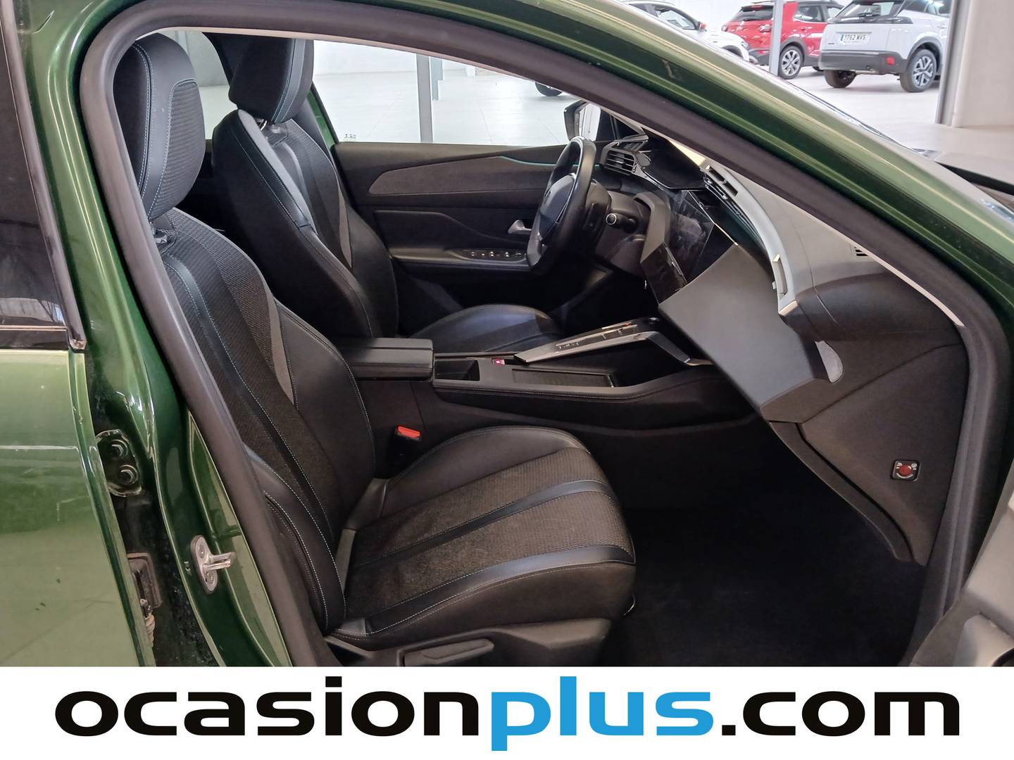 Foto Peugeot 308 Peugeot 308 PureTech 130 S&S Allure Pack EAT8 (130 CV)