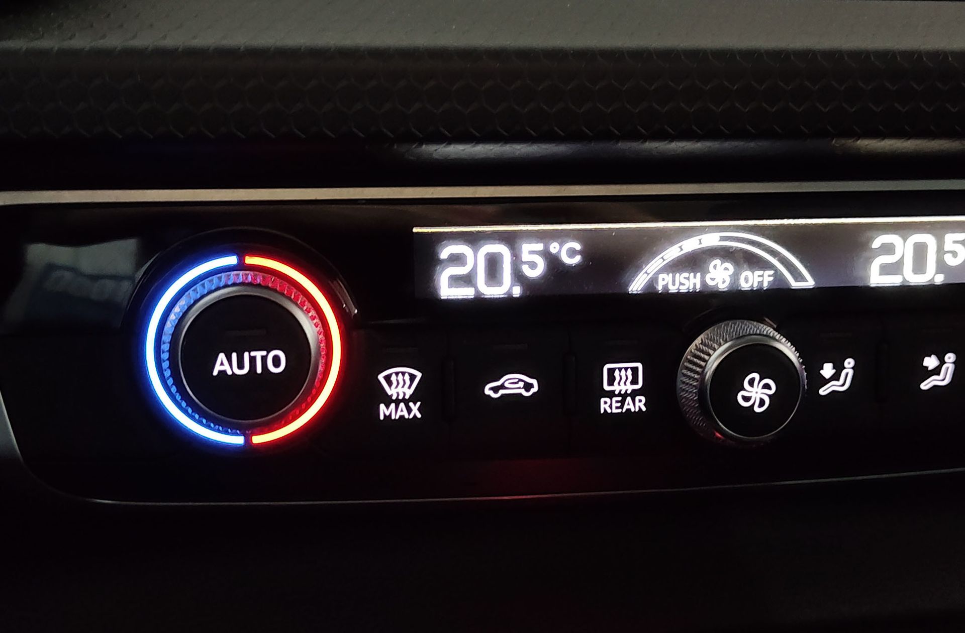 Audi A1 Sportback Advanced 30 TFSI S tronic - foto 31