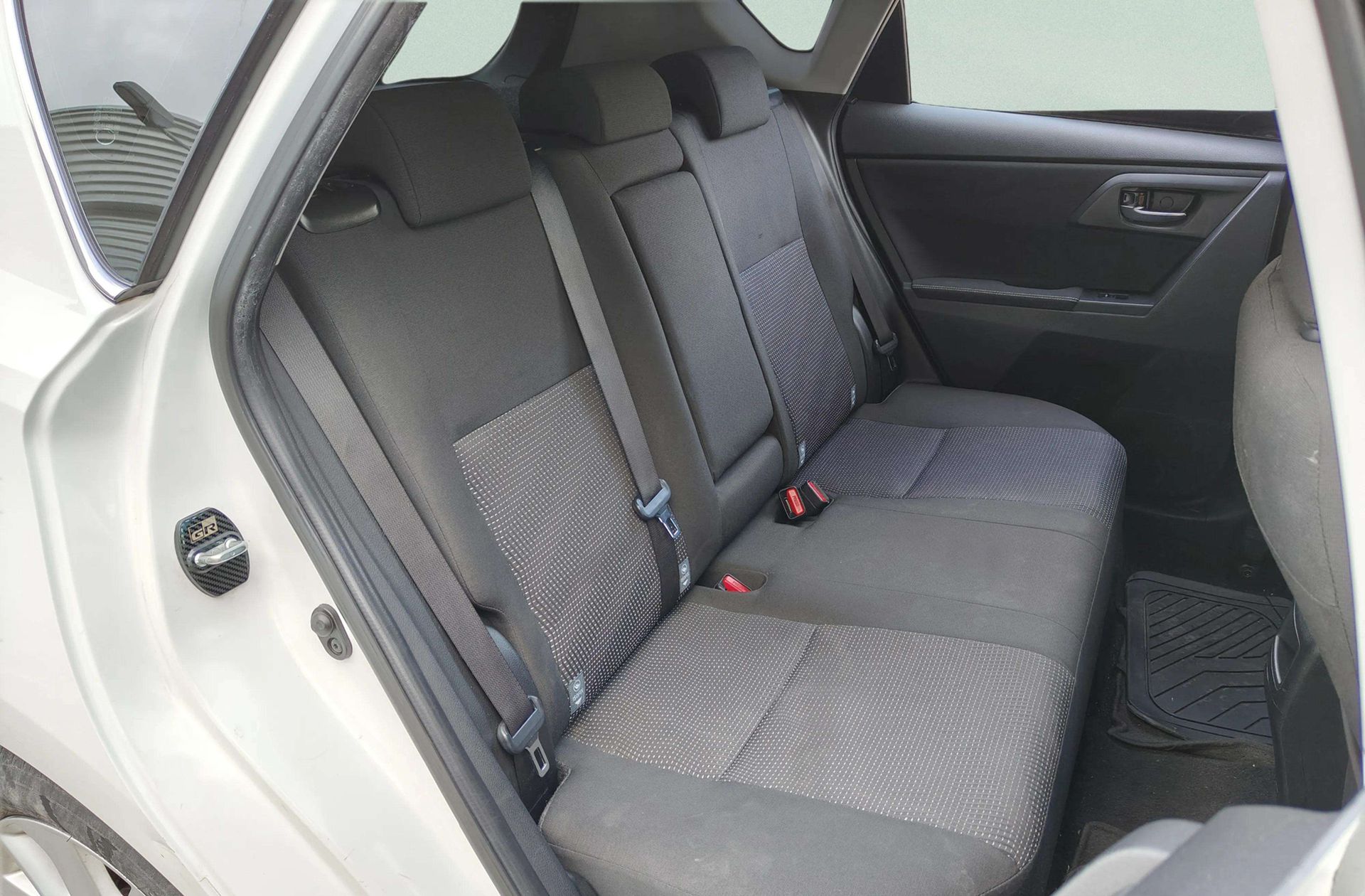 Toyota Auris 90D Active - foto 14