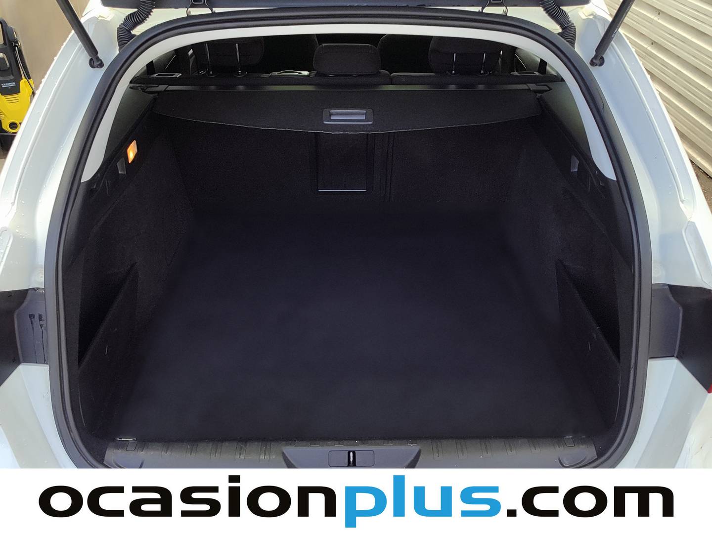 Fotos maletero Peugeot 308 Peugeot 308 SW BlueHDI 120 Allure (120 CV)