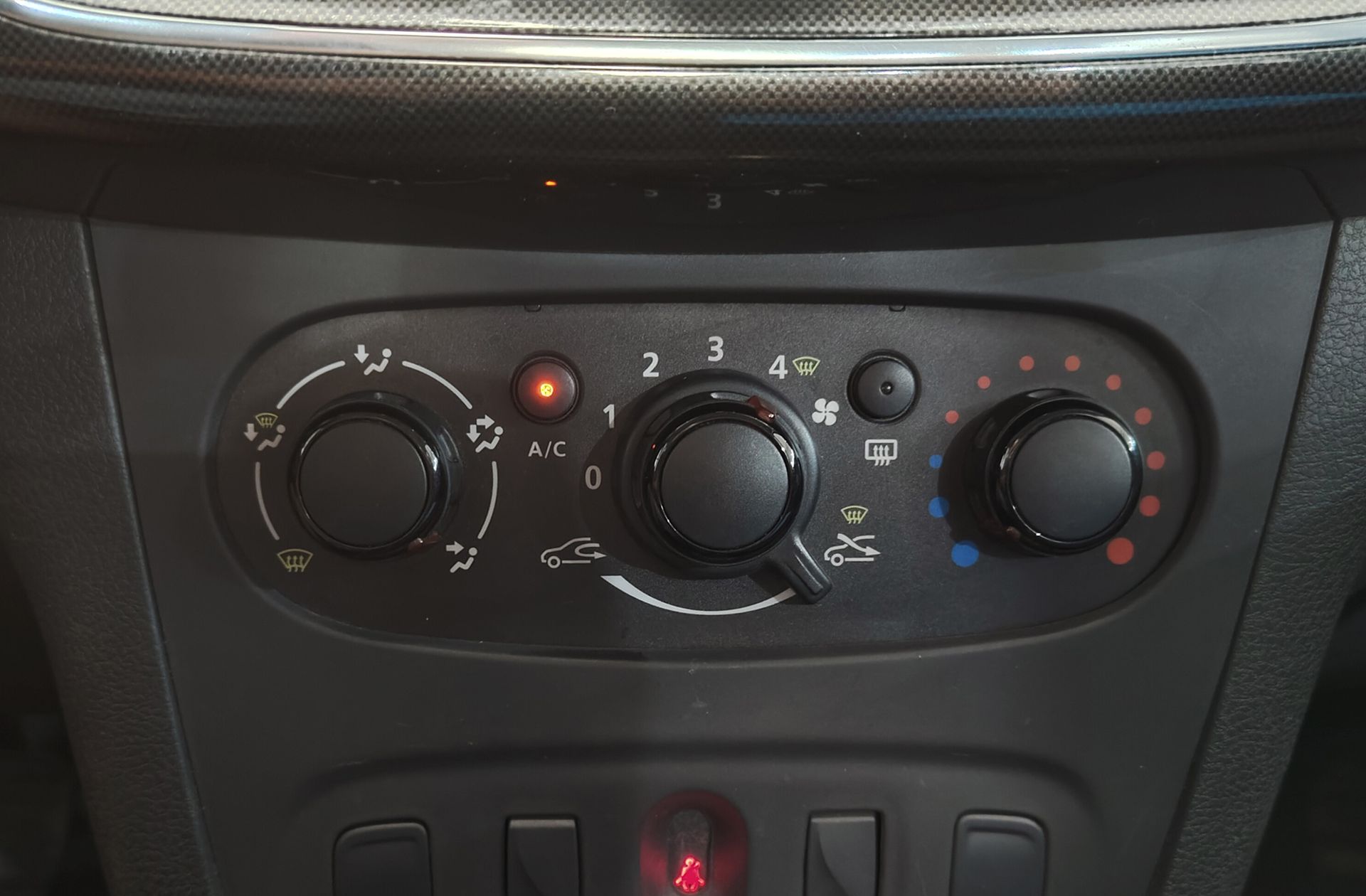 Dacia Logan MCV Ambiance - foto 22