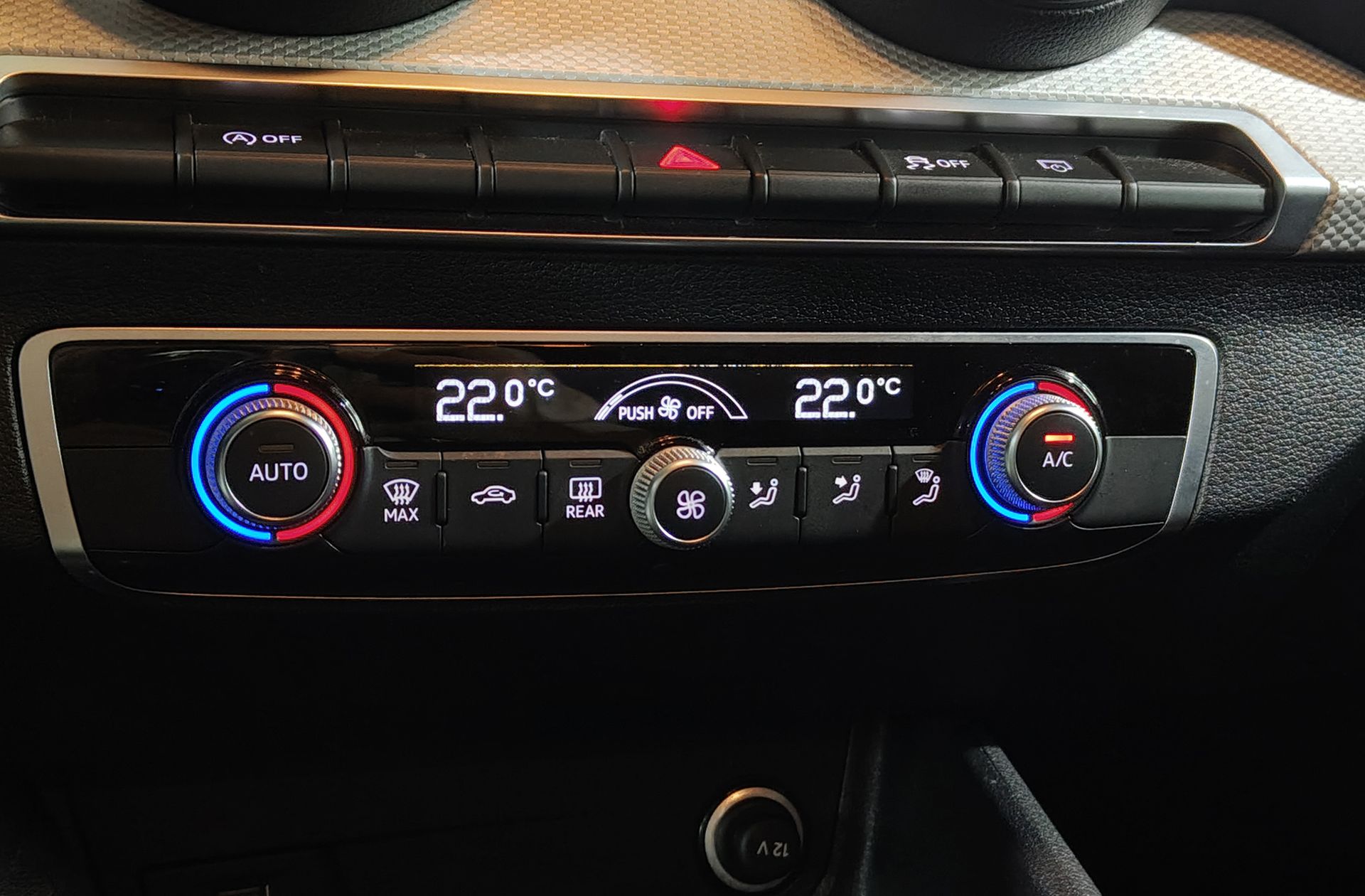 Audi Q2 Advanced 30 TDI - foto 29
