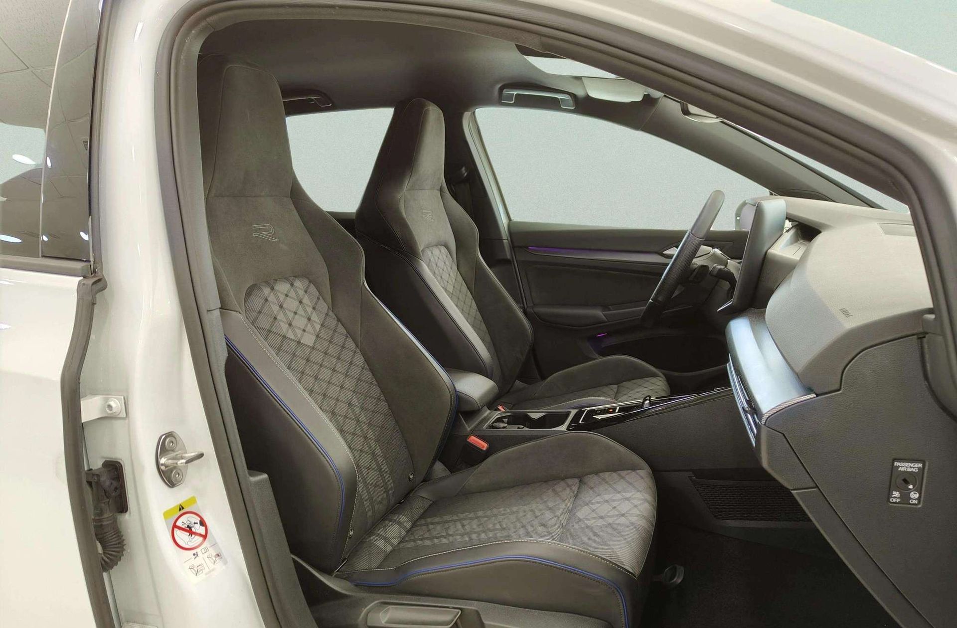 Volkswagen Golf R-Line 2.0 TDI DSG - foto 21