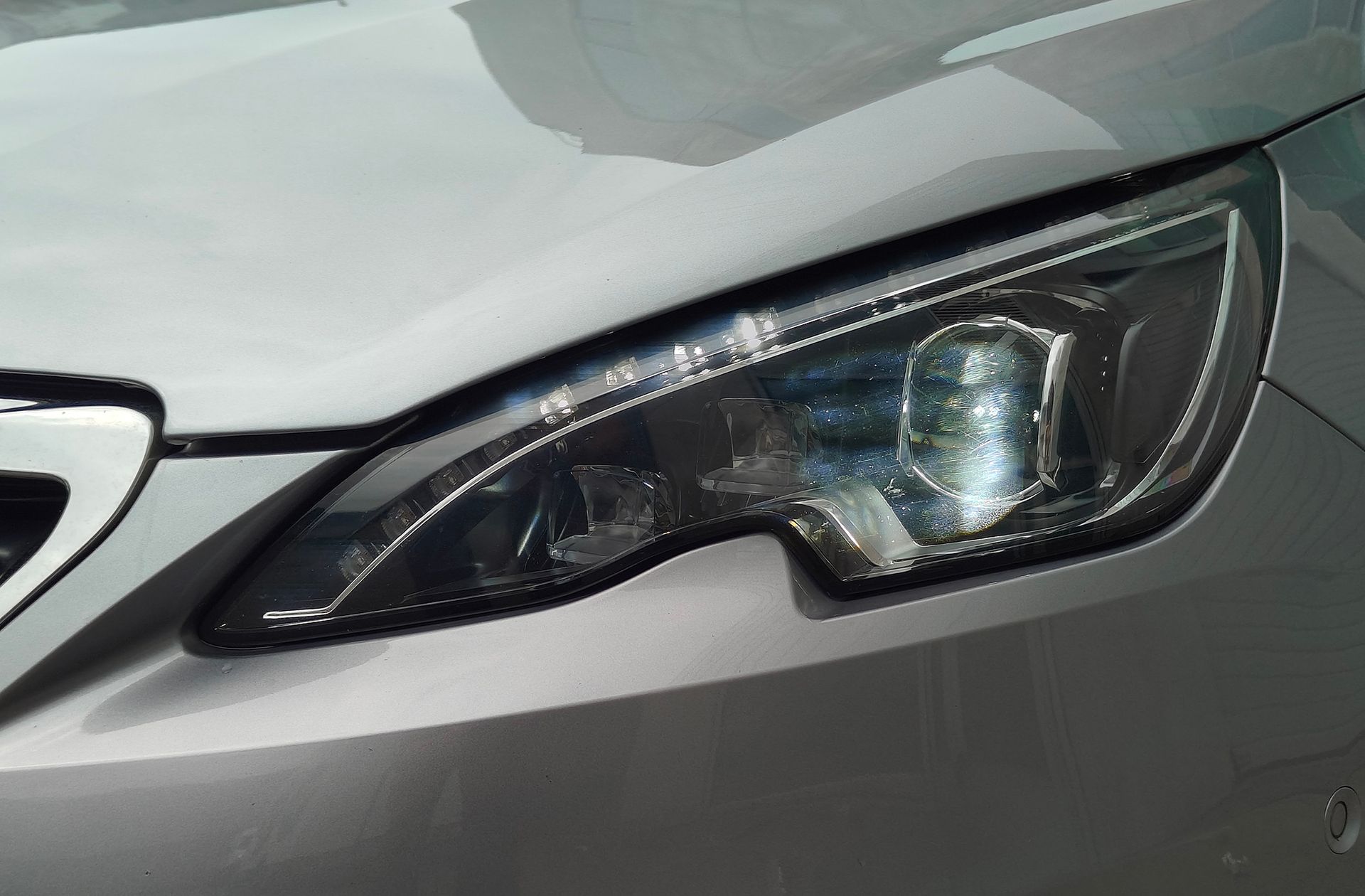 Peugeot 308 SW 2.0 BlueHDi Allure - foto 18