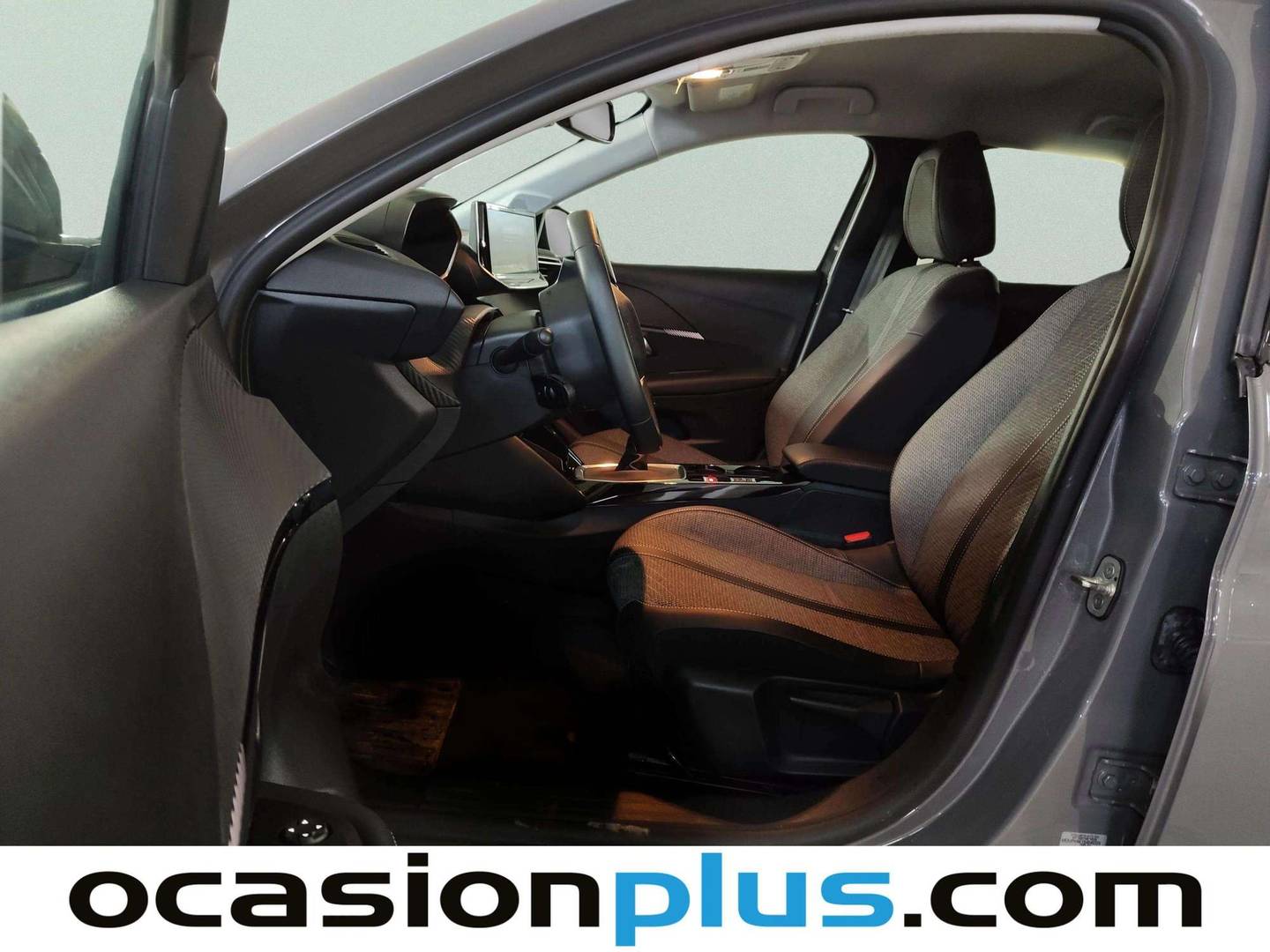 Foto asientos delanteros Peugeot 208 Peugeot 208 PureTech 100 Allure (100 CV)