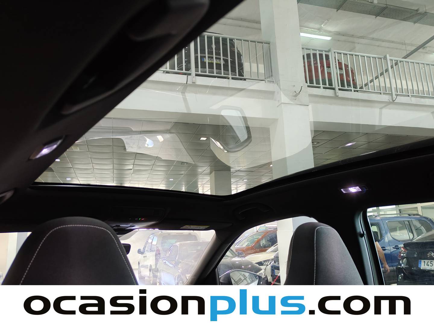 Foto Skoda Kamiq Skoda Kamiq 1.0 TSI Sport 81 kW (110 CV)