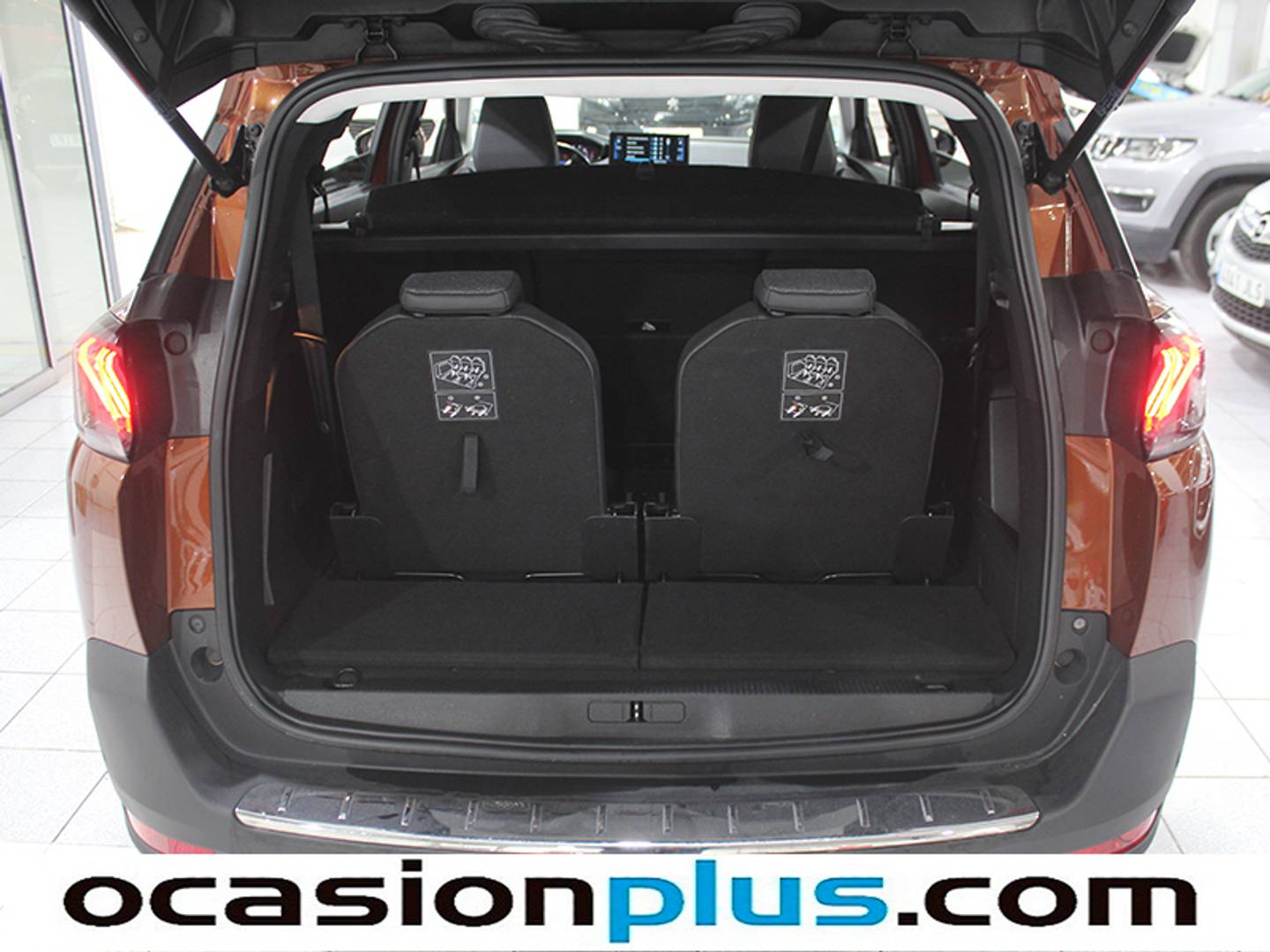 Foto Peugeot 5008 Peugeot 5008 BlueHDi 130 S&S Allure EAT8 (130 CV) 7 Plazas