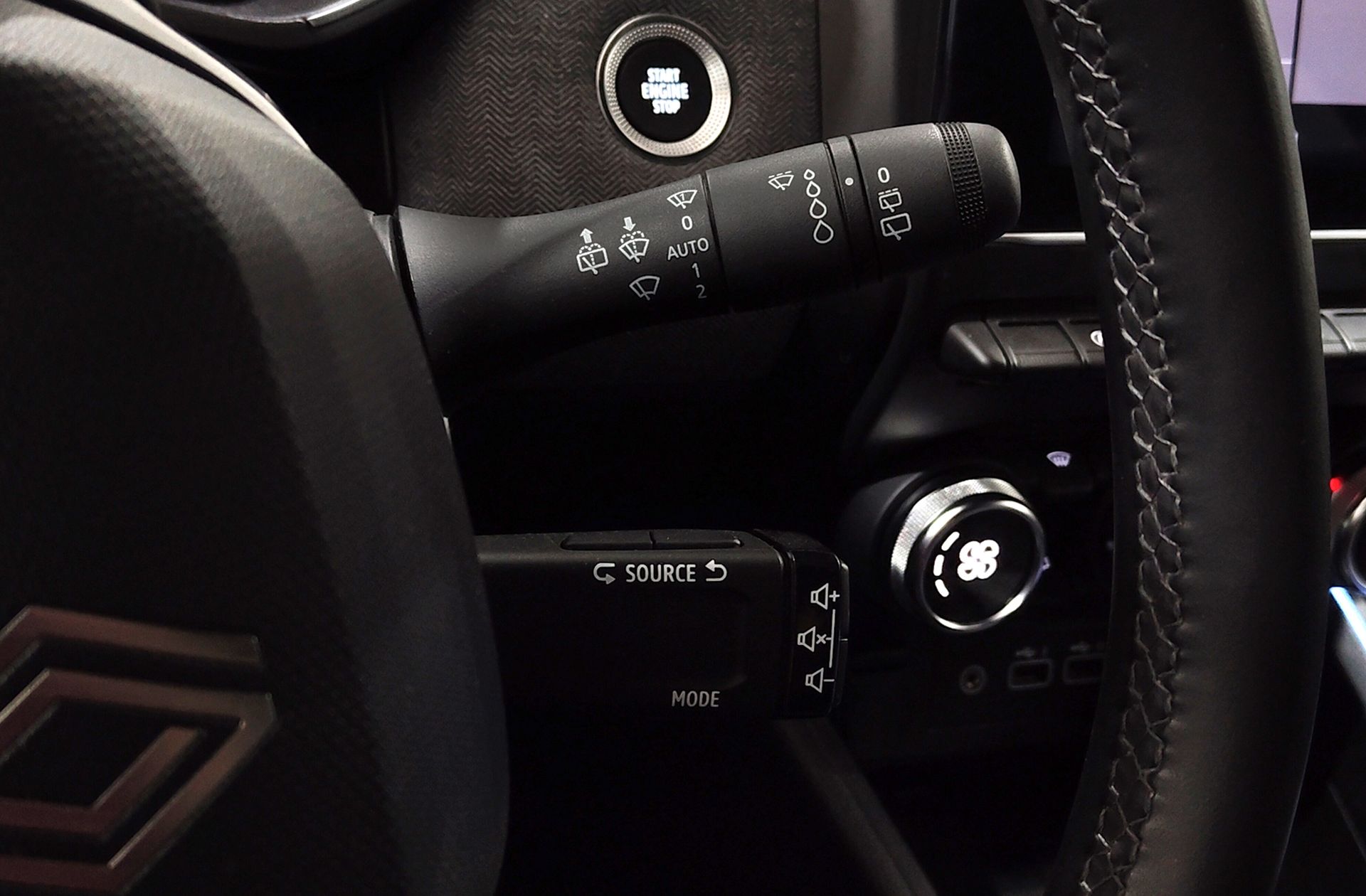 Renault Clio Techno TCe - foto 27