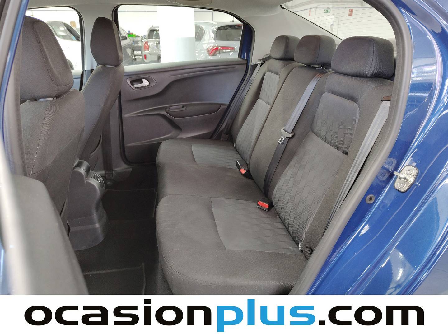 Foto Citroën C-Elysée Citroen C-Elysee BlueHDi 100 Shine (102 CV)