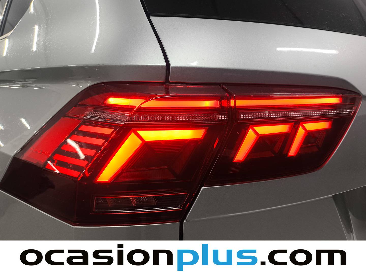 Foto Volkswagen Tiguan Volkswagen Tiguan R-Line 1.4 TSI eHybrid (245 CV) DSG