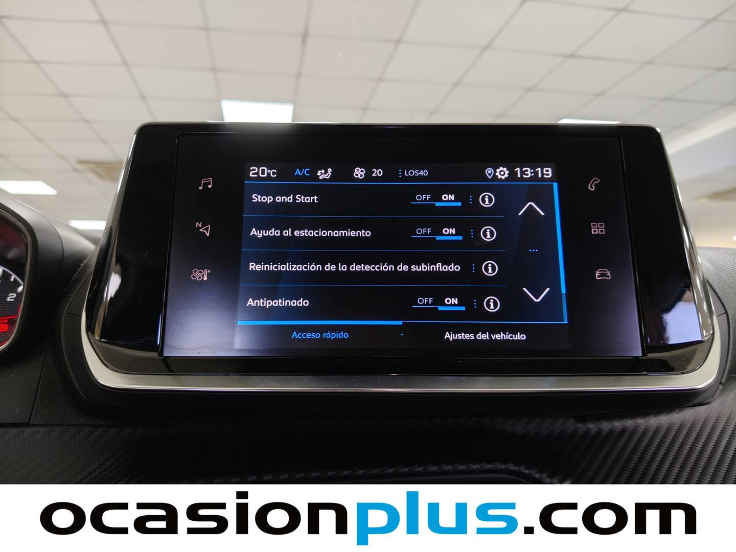 Acabados Peugeot 2008 Peugeot 2008 PureTech 130 S&S Allure EAT8  (130 CV)