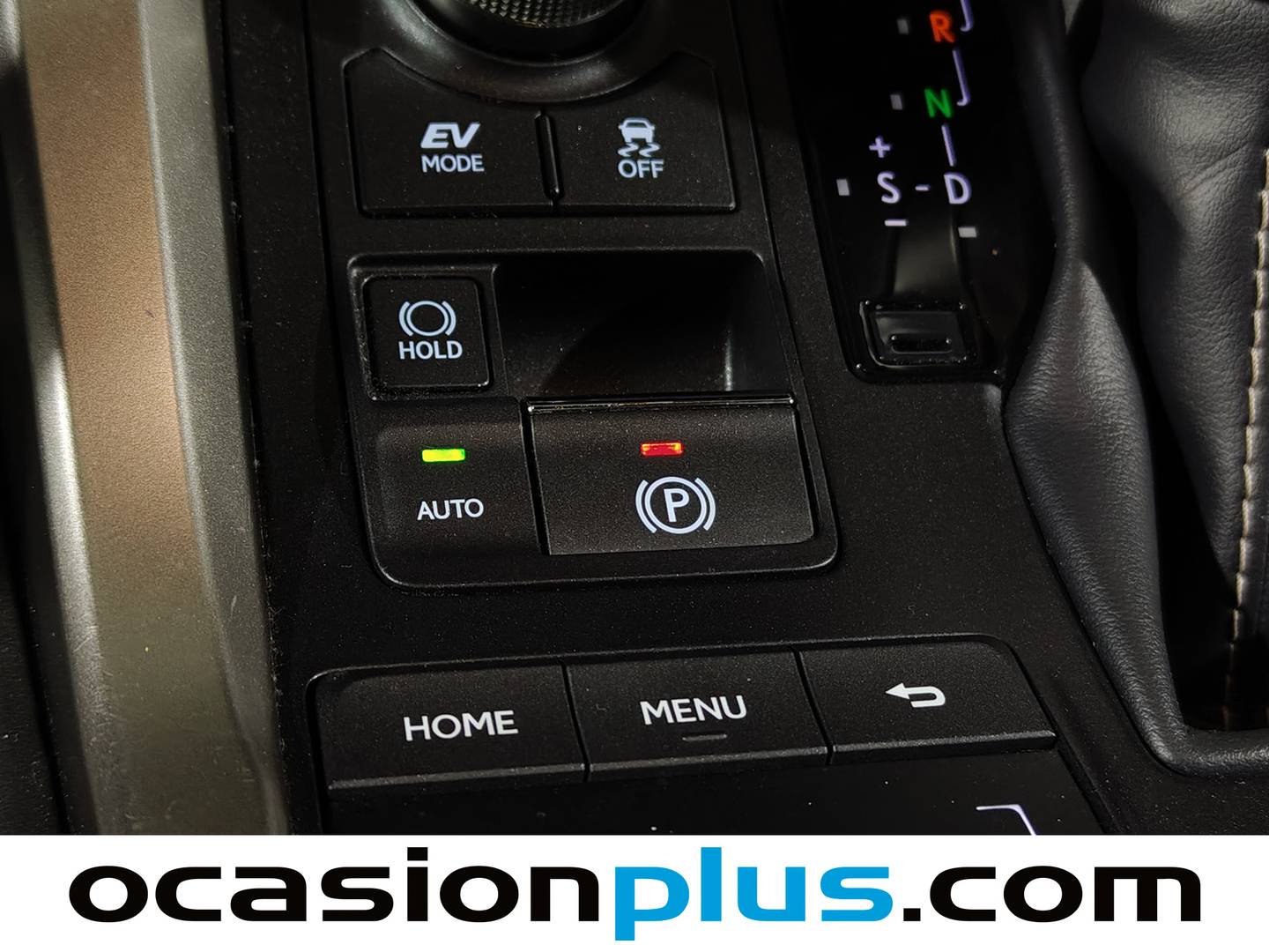 Foto Lexus NX Lexus NX 300h Business 2WD (197 CV)