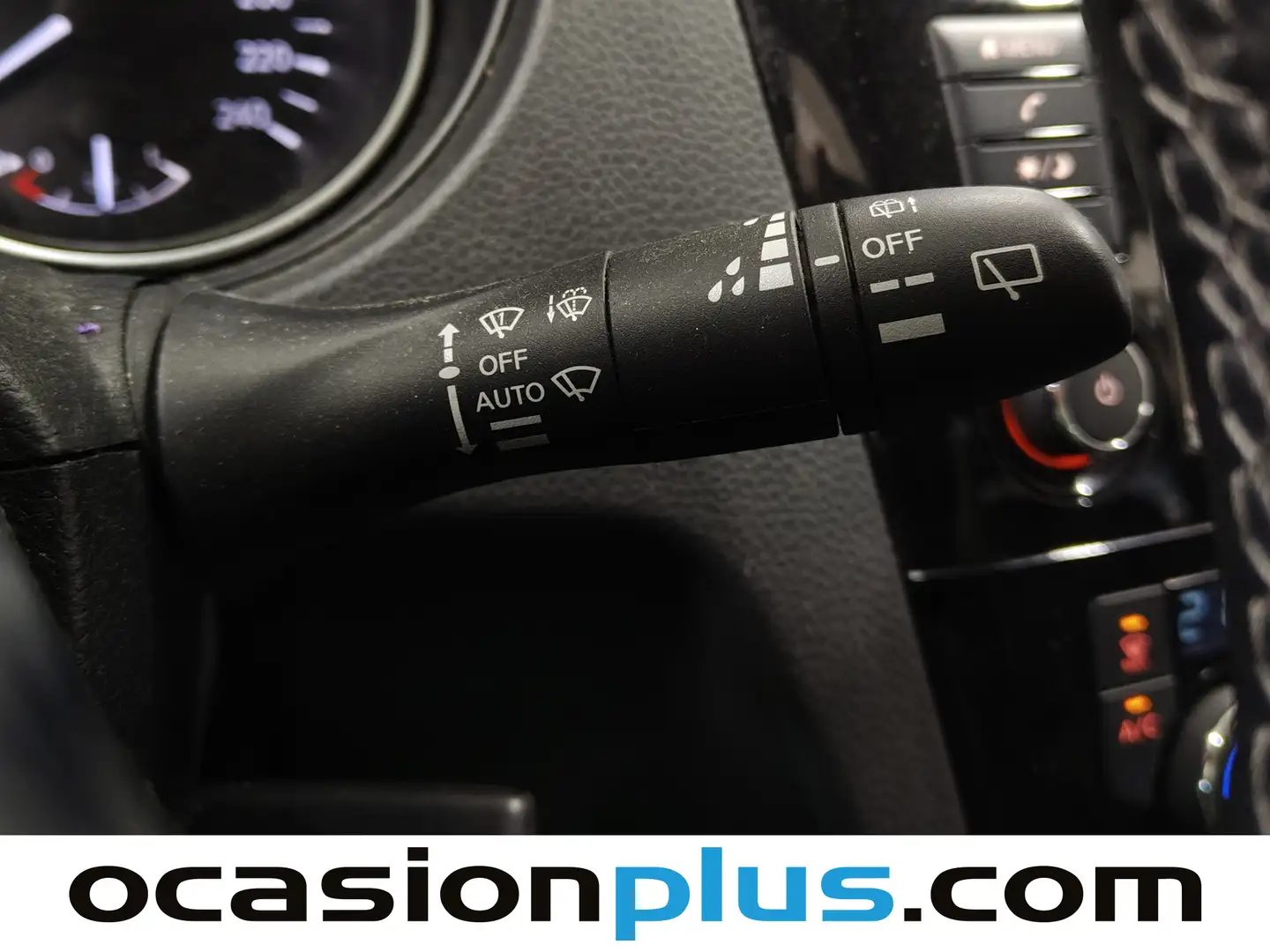 Foto Nissan QASHQAI Nissan Qashqai DIG-T 140 N-Style (140 CV)