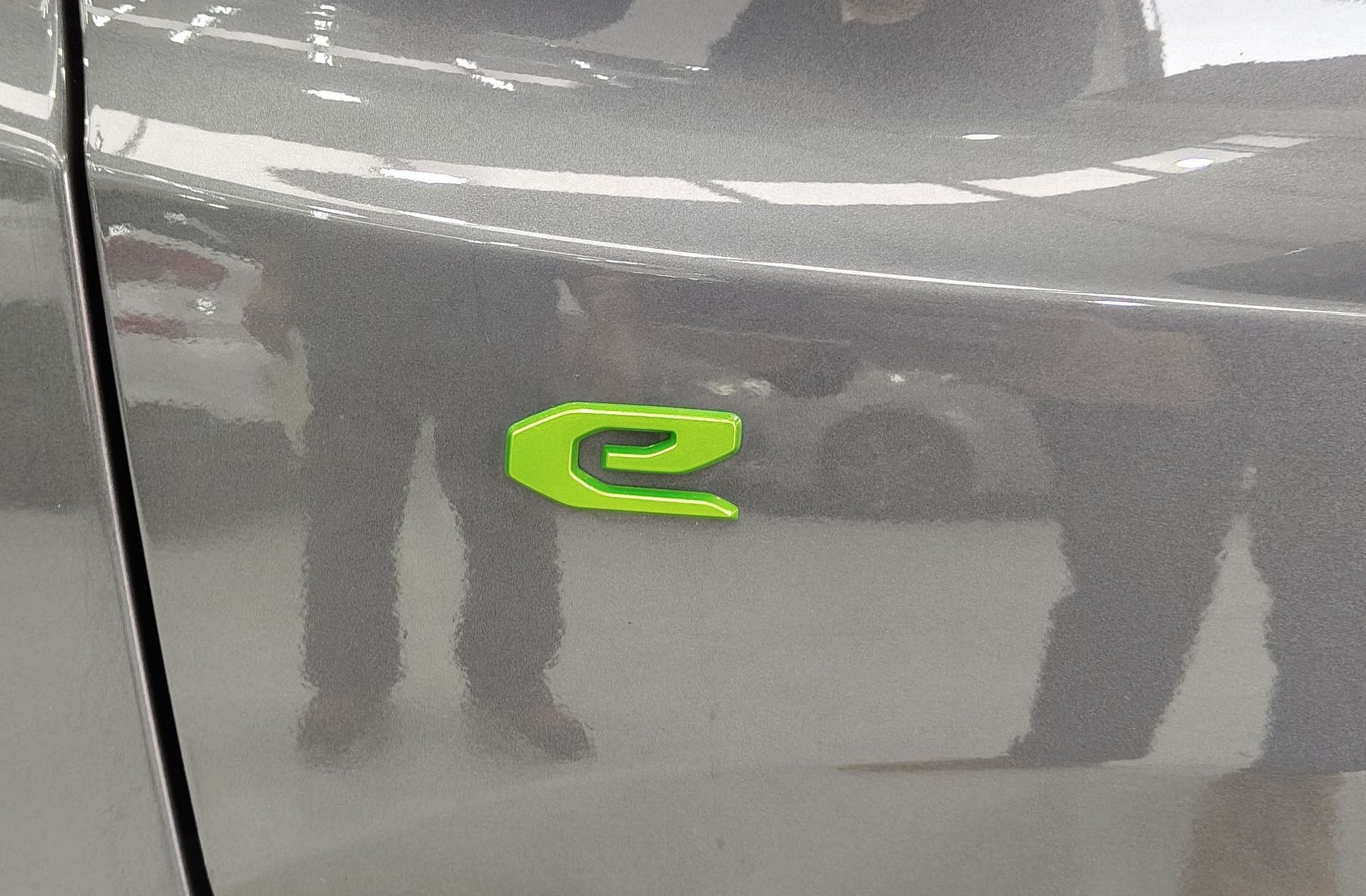 Jeep Renegade eHybrid 1.5 Limited ATX - foto 5